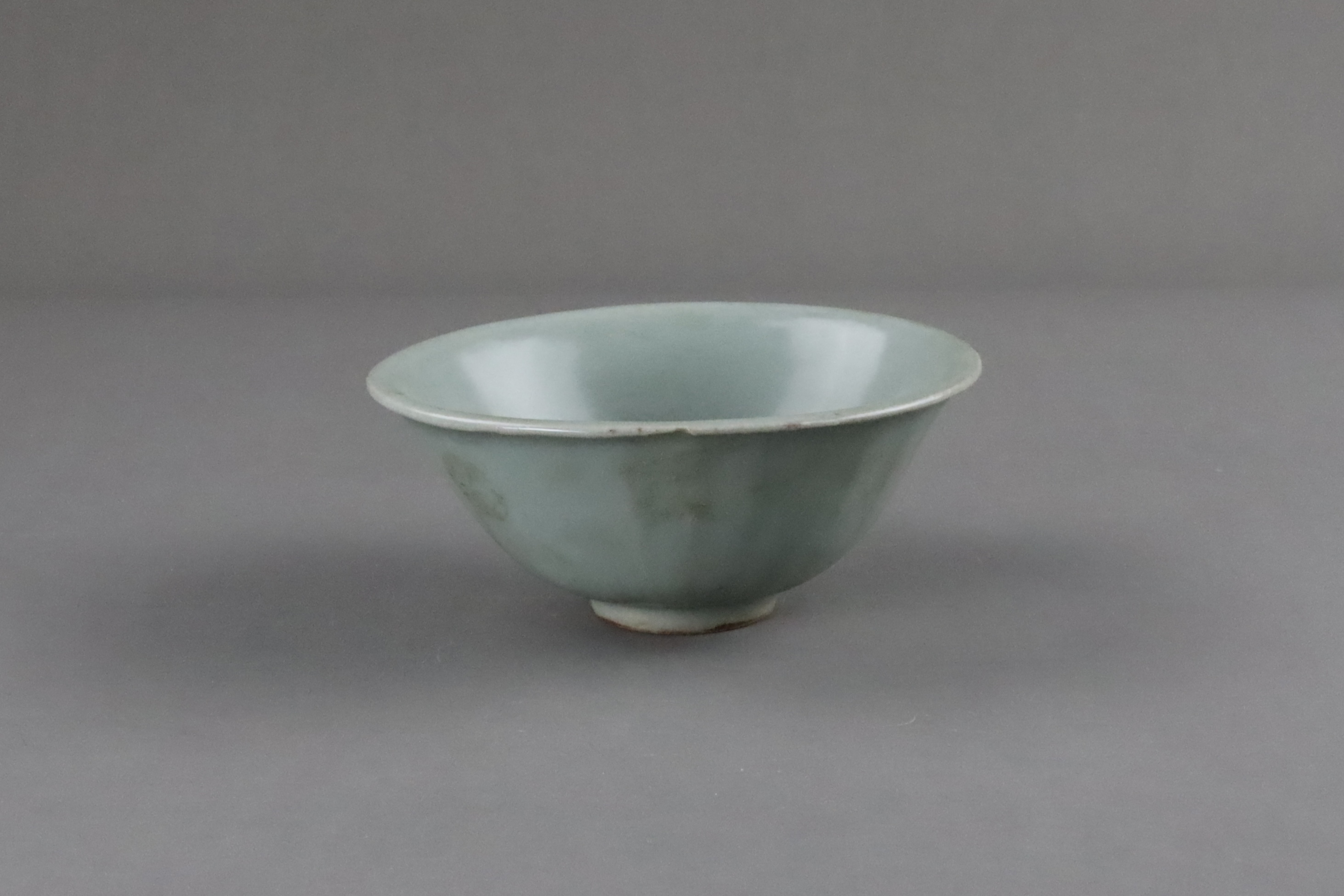 A Longquan Celadon Lotus Bowl with stand, Song dynasty - Image 7 of 11