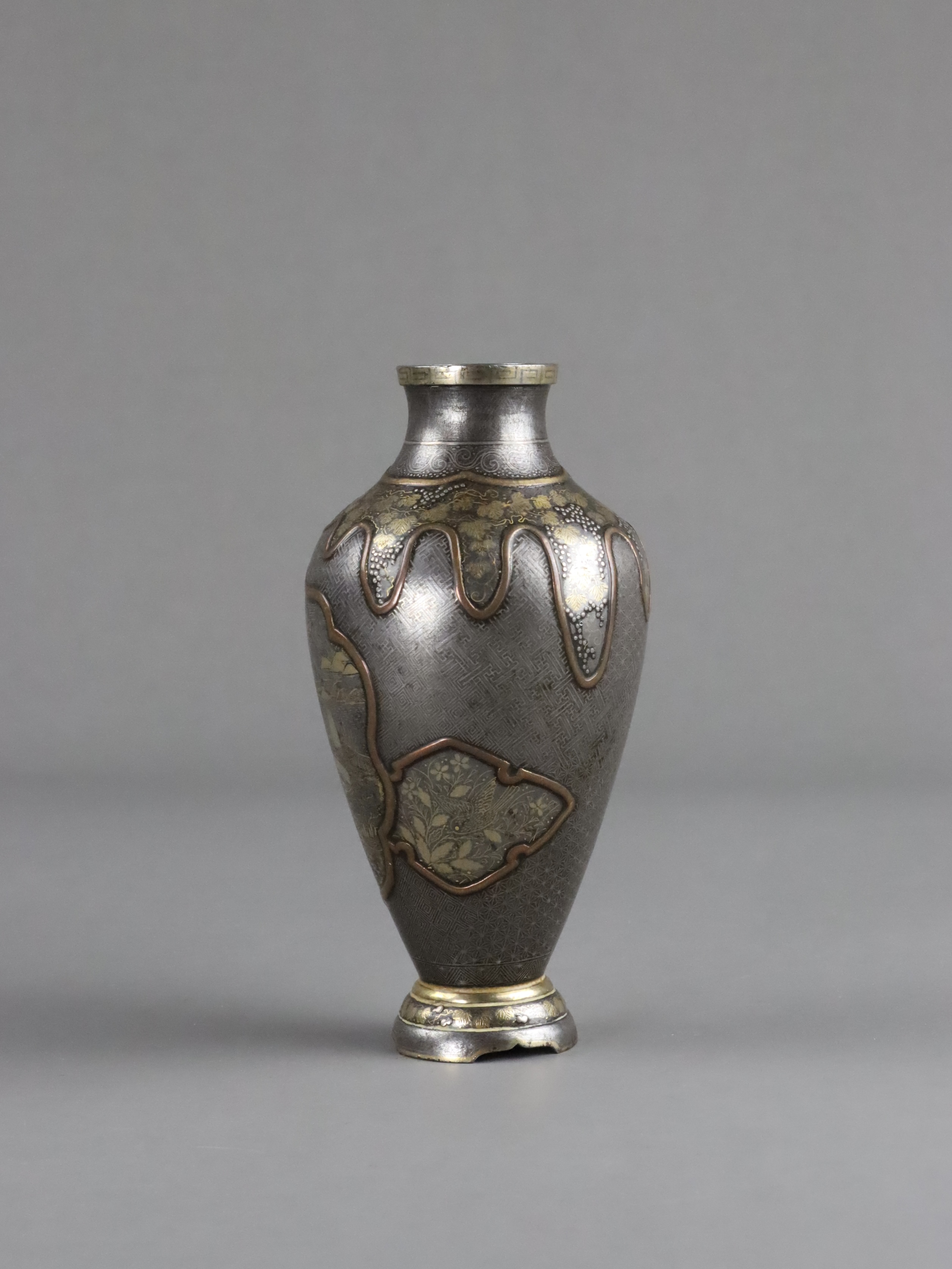 A Good Japanese Komai Vase, Meiji period, - Image 3 of 10
