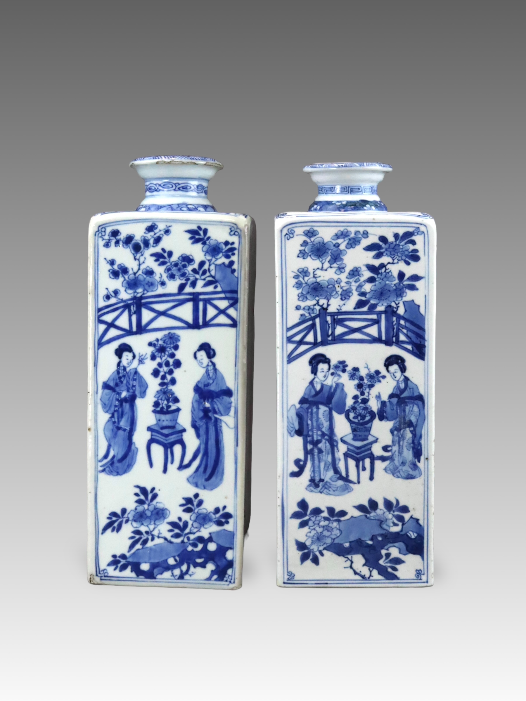 A Good Pair of Blue and White Square  Bottles with Ladies, Kangxi,