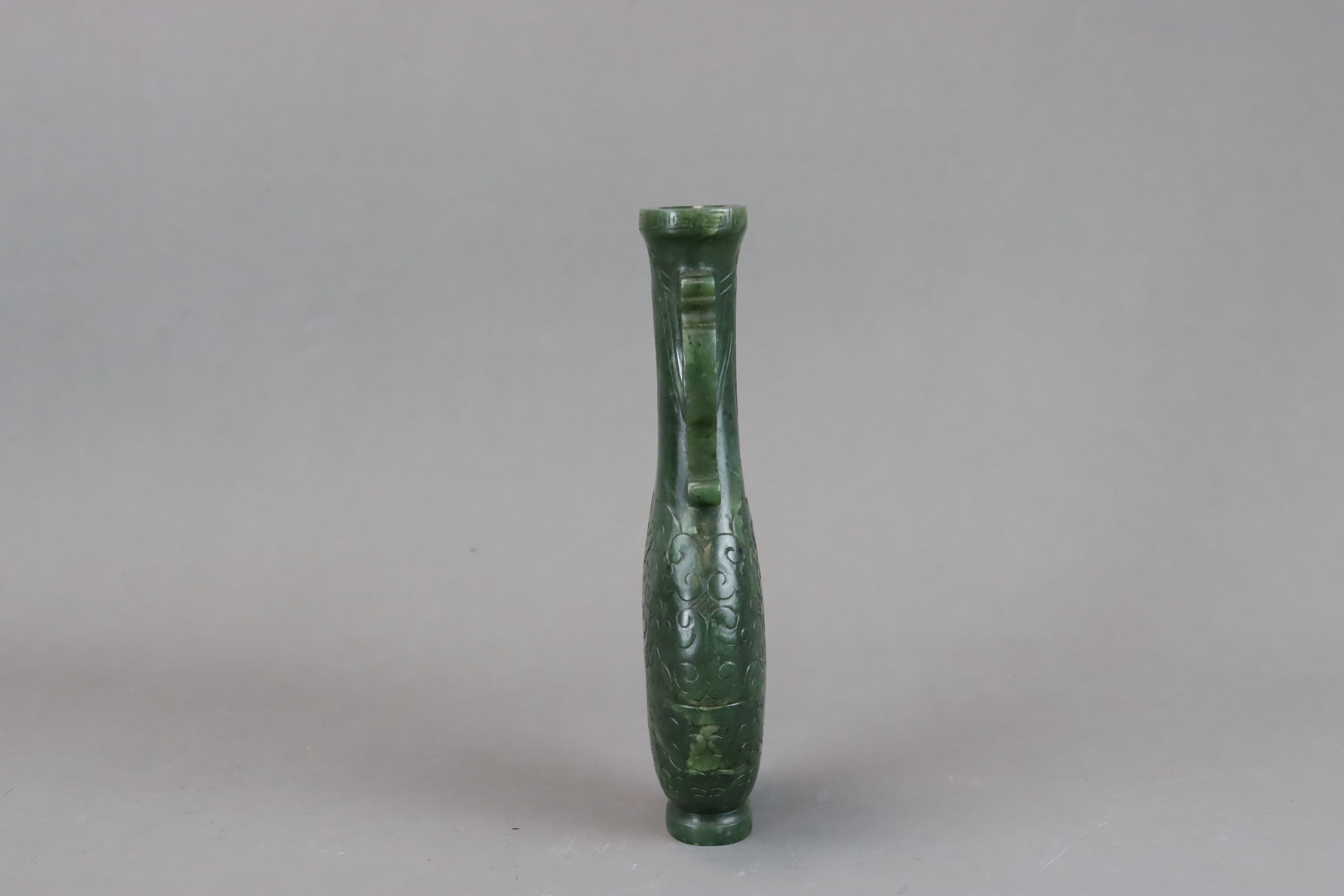 A Spinach Green Jade Vase, 18th century - Image 2 of 6