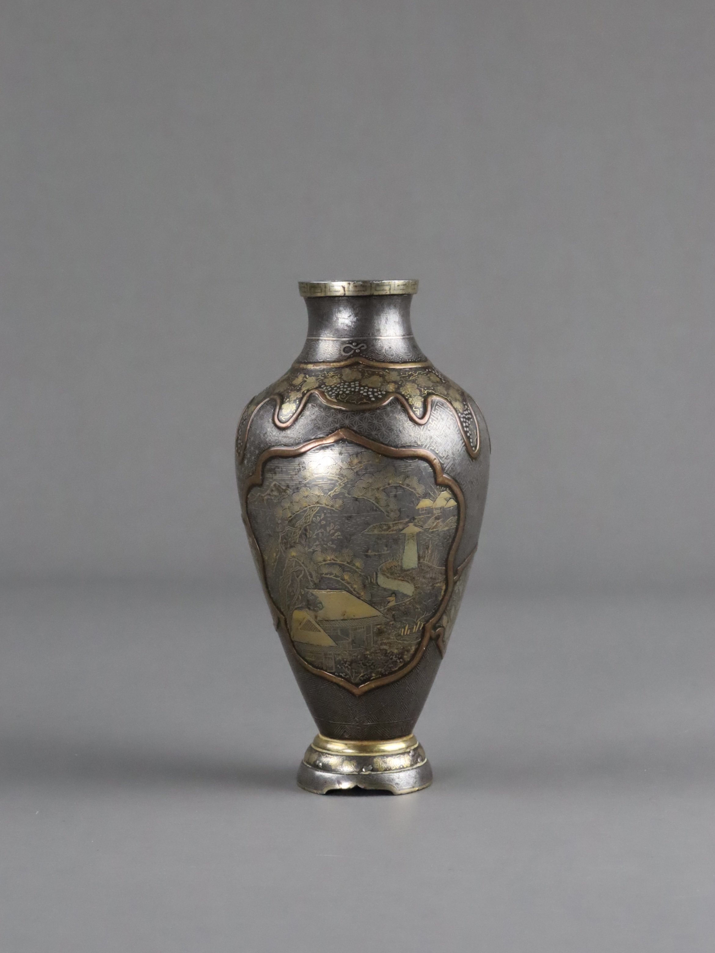 A Good Japanese Komai Vase, Meiji period, - Image 2 of 10