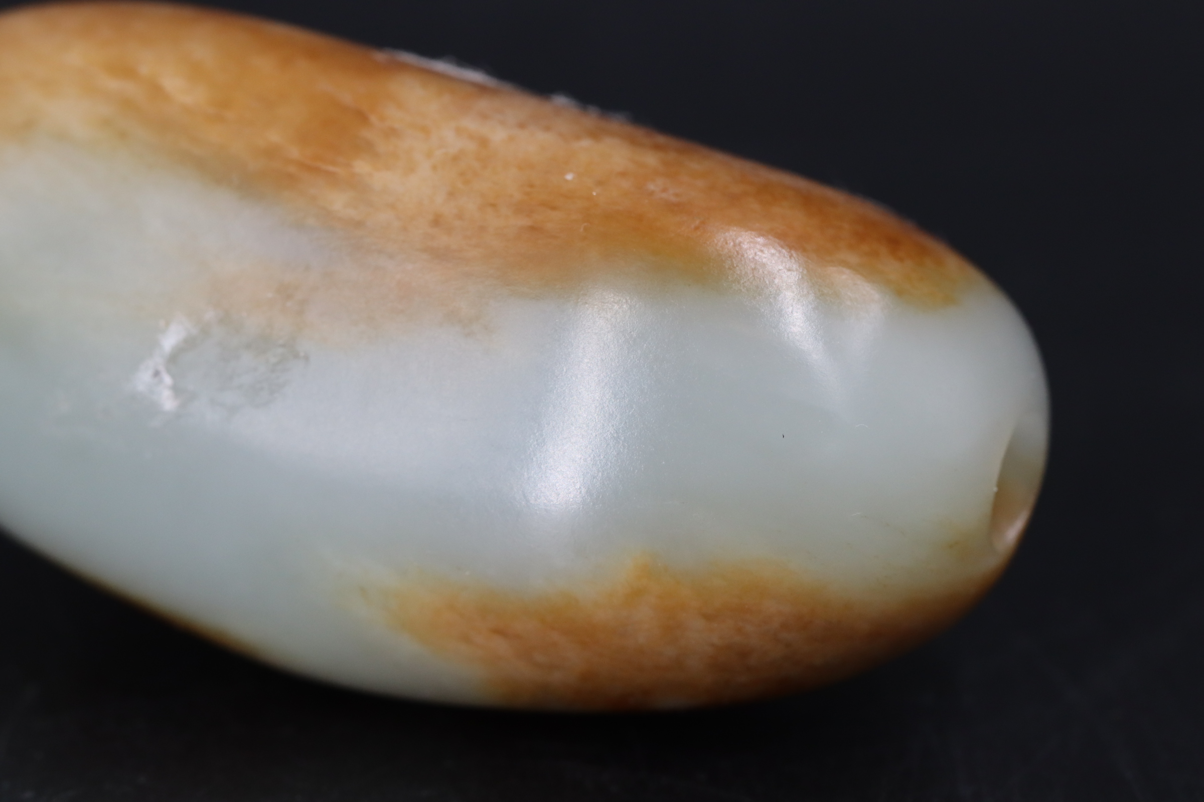 A Jade Pebble Snuff Bottle, 18th/19th century - Image 9 of 9