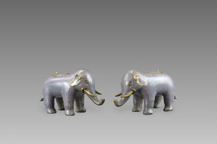 A Fine Pair of Miniature Cloisonne Elephants, 1780/1820