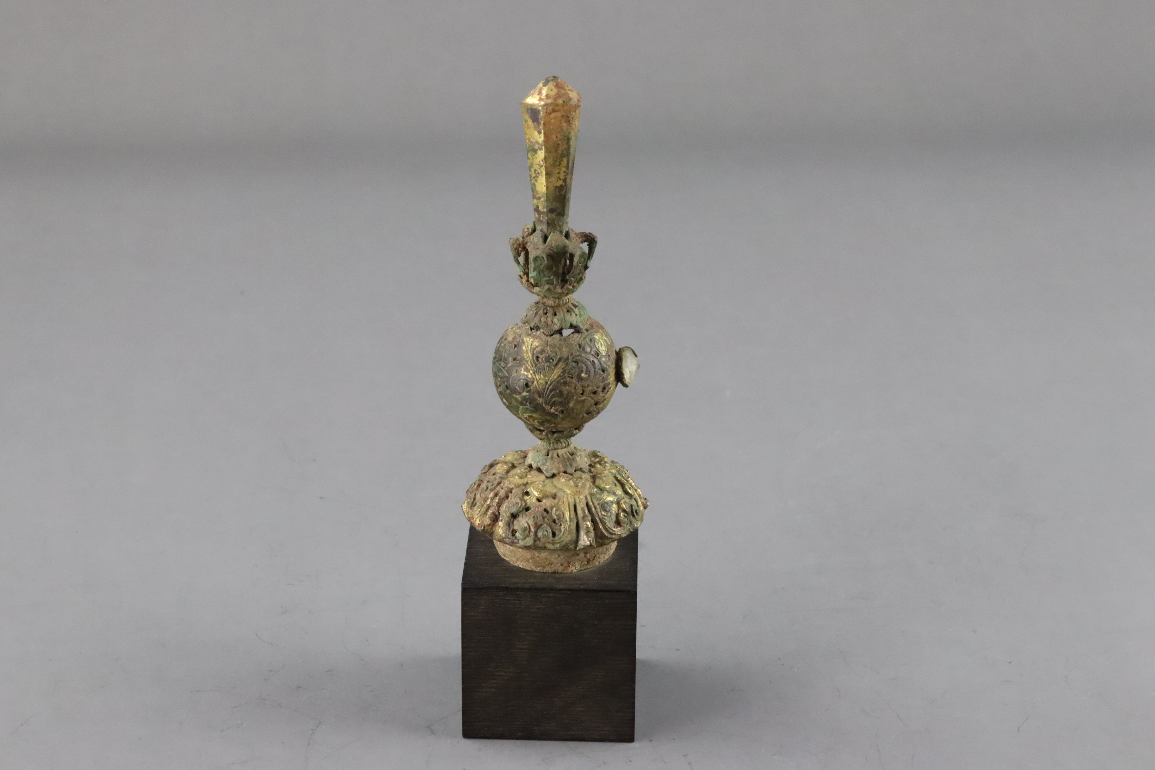 A Copper Gilt Hat Finial, Qing dynasty - Image 5 of 10