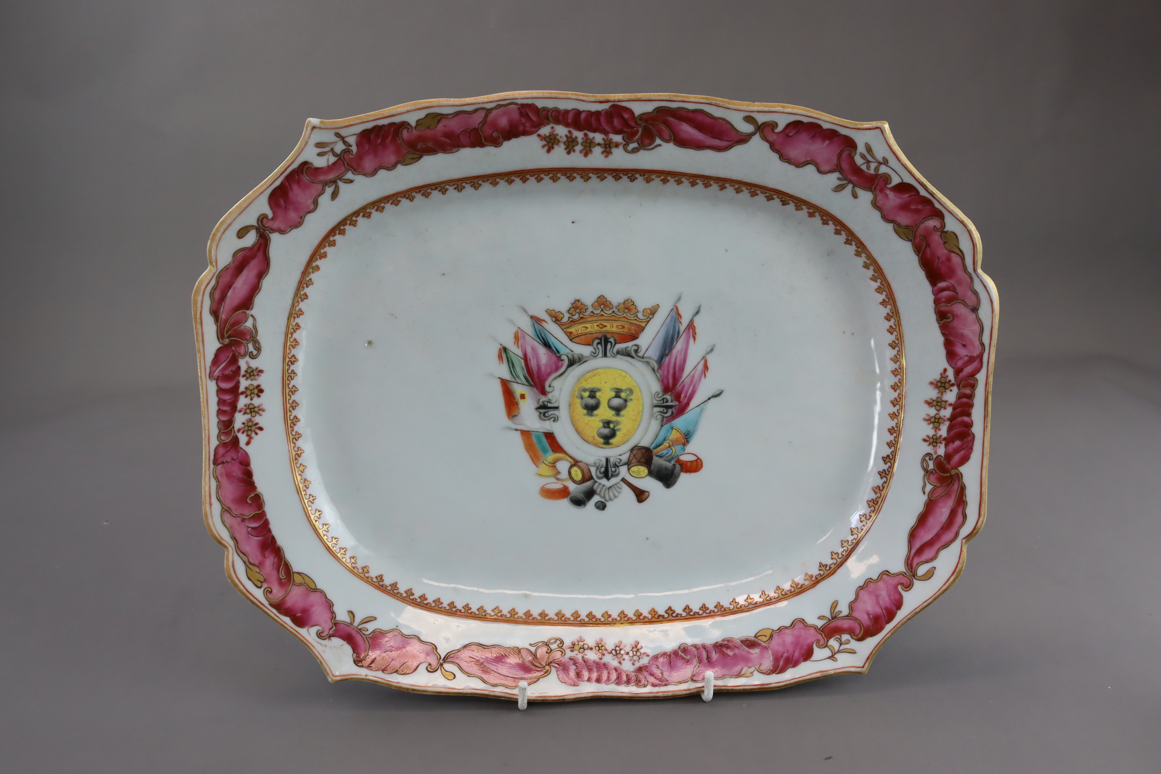 A 'famille rose' Armorial Meatdish, Qianlong - Image 4 of 6