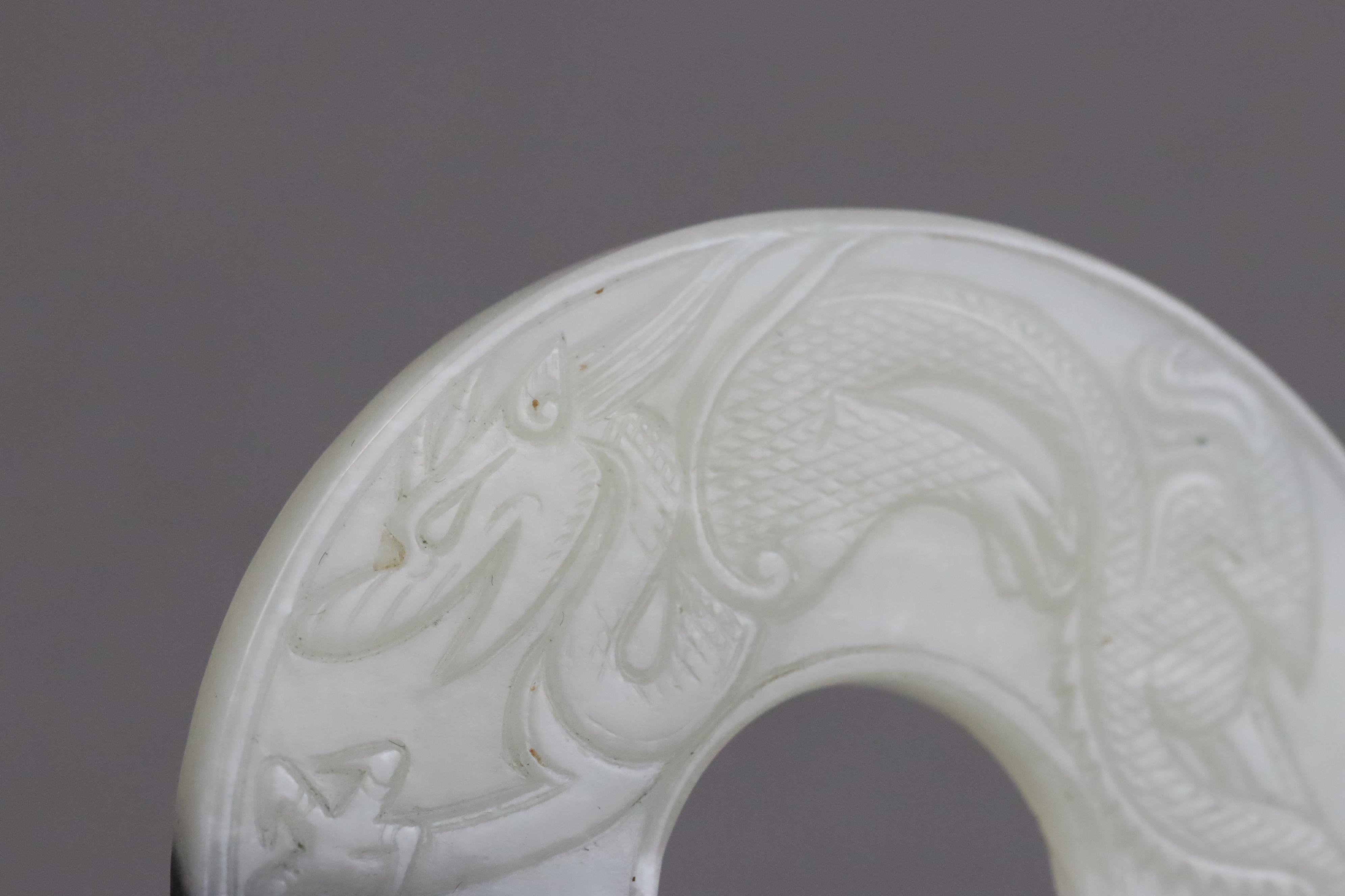 A Black and White Jade Dragon and Phoenix Bi Disc, Ming dynasty or earlier - Image 7 of 9