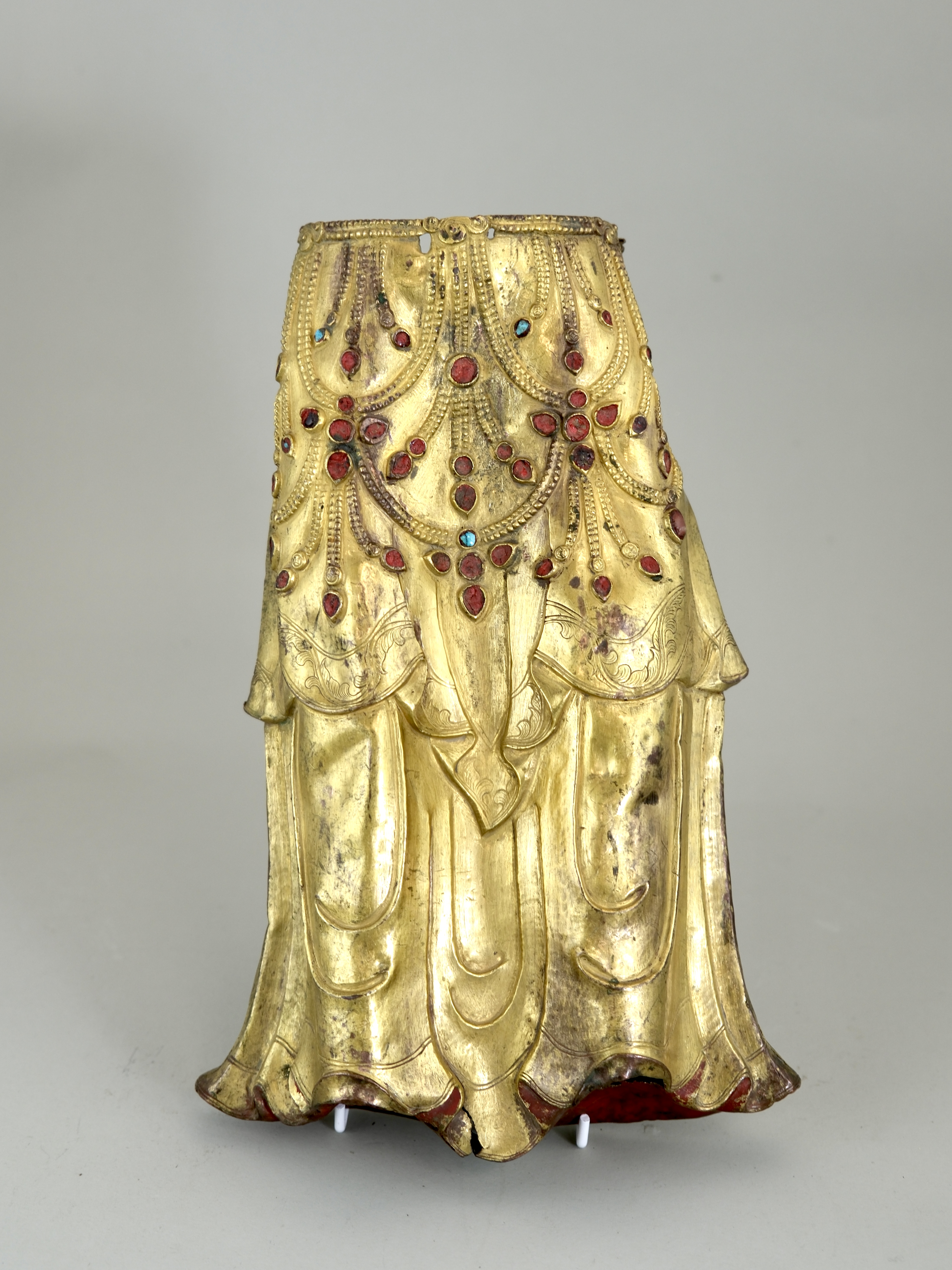 A Repousse Gilt Copper Bodhisattva Lower Robe, Qing dynasty, - Image 2 of 8