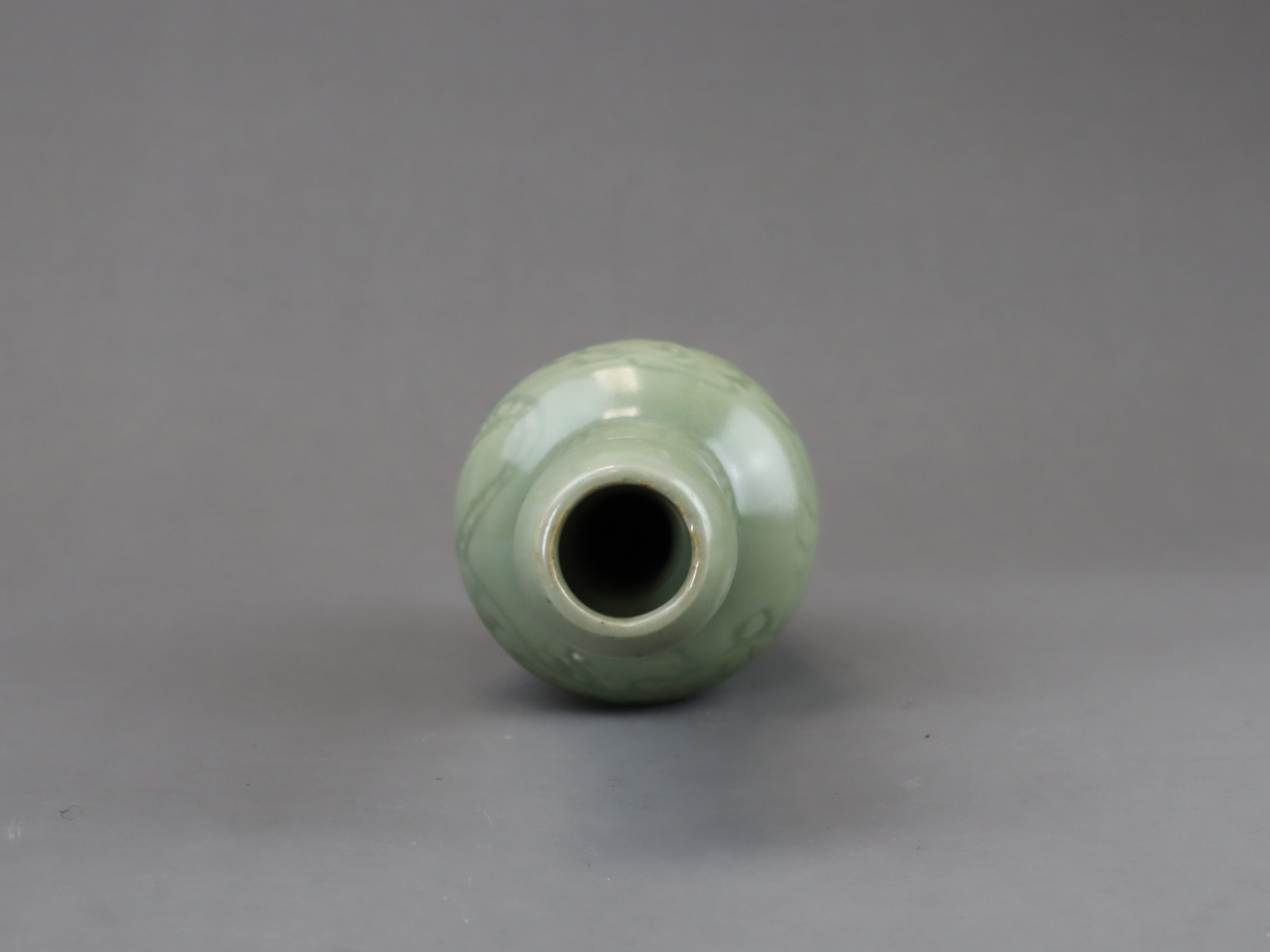 A Rare Longquan Celadon Carved 'Tiger' Vase, Yuan dynasty - Image 5 of 7
