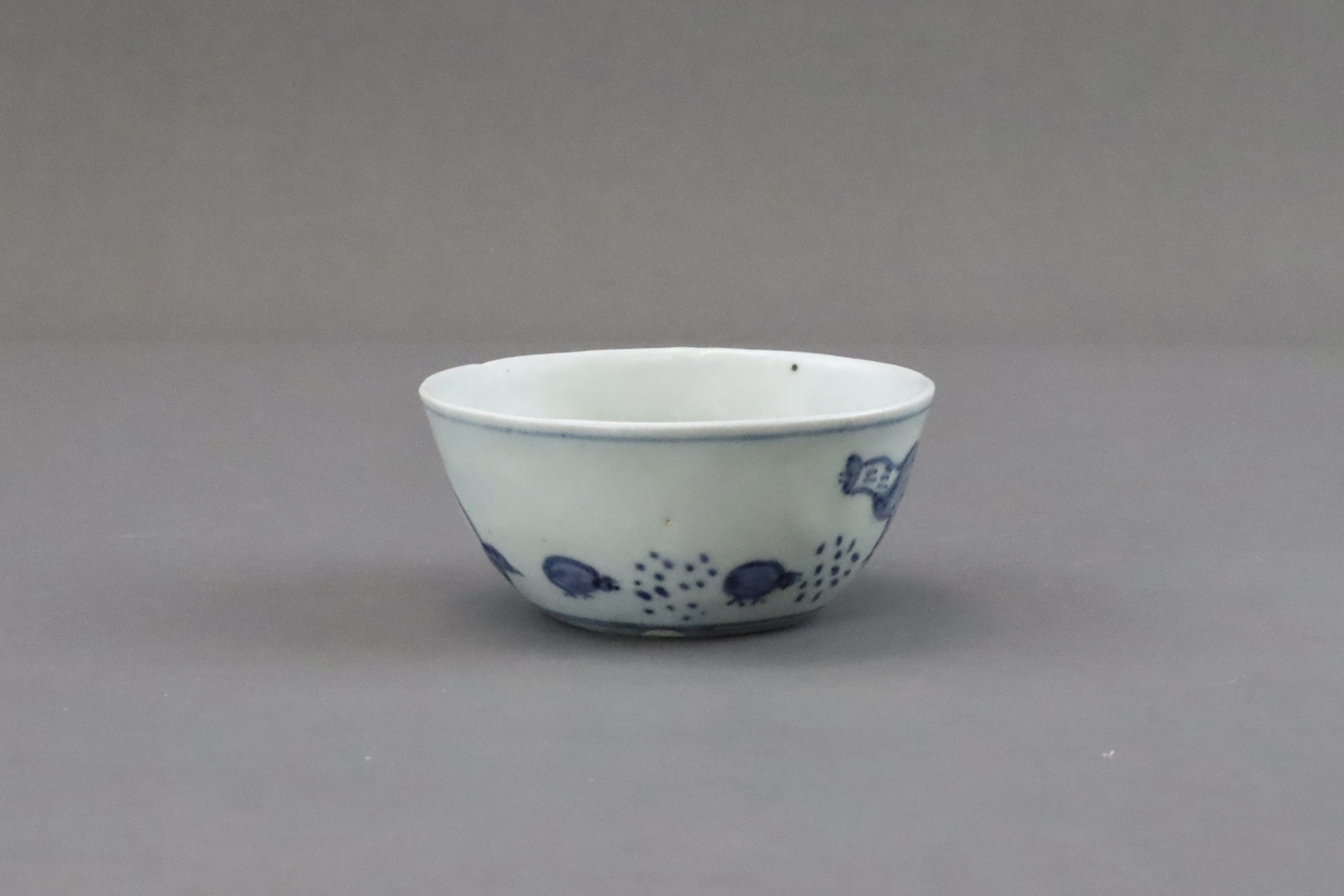 A Blue and White Chicken Cup, Late Ming dynasty - Bild 5 aus 12
