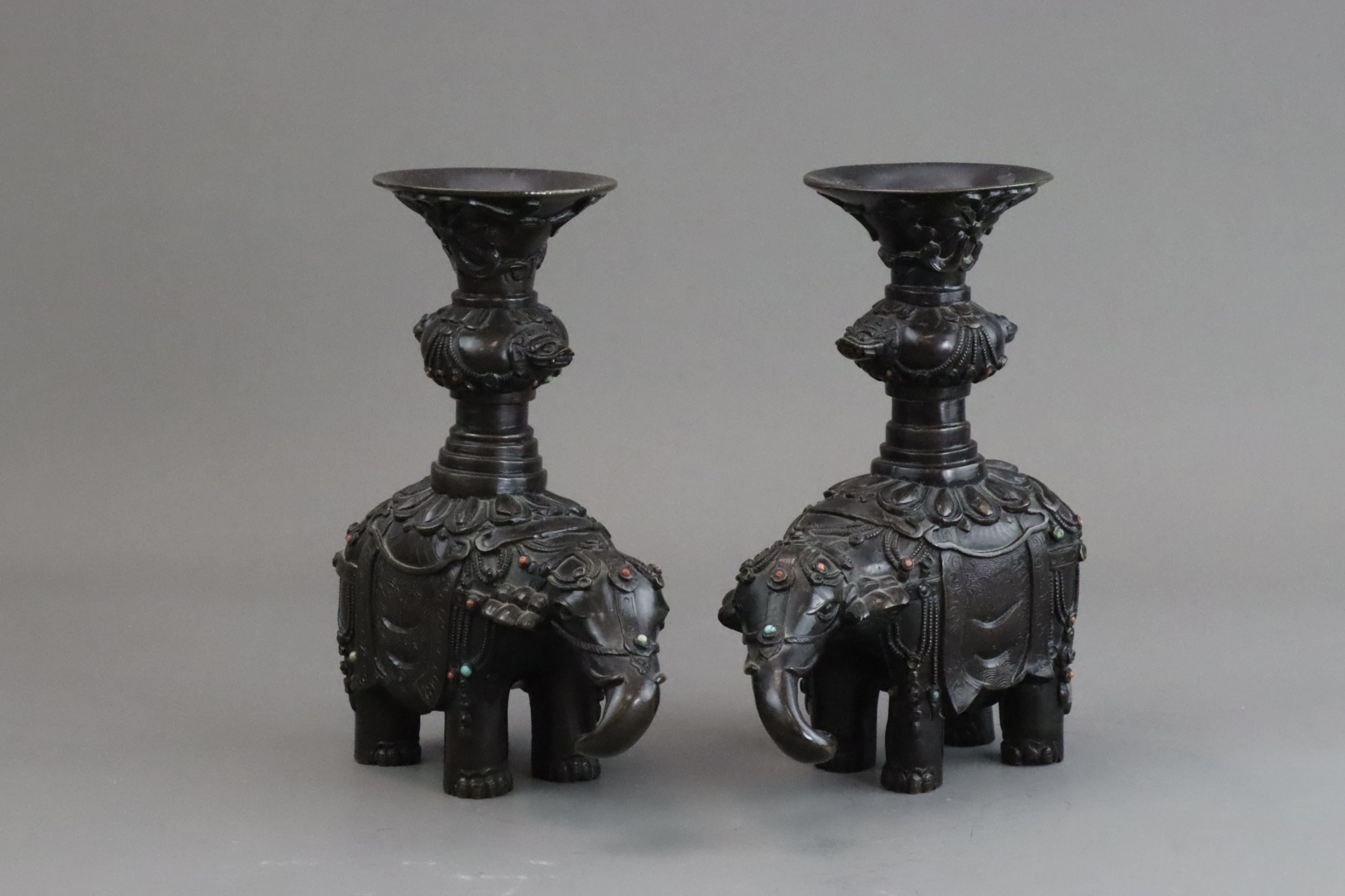 A Pair of Bronze Elephants bearing Vases, Qing dynasty, - Image 3 of 8