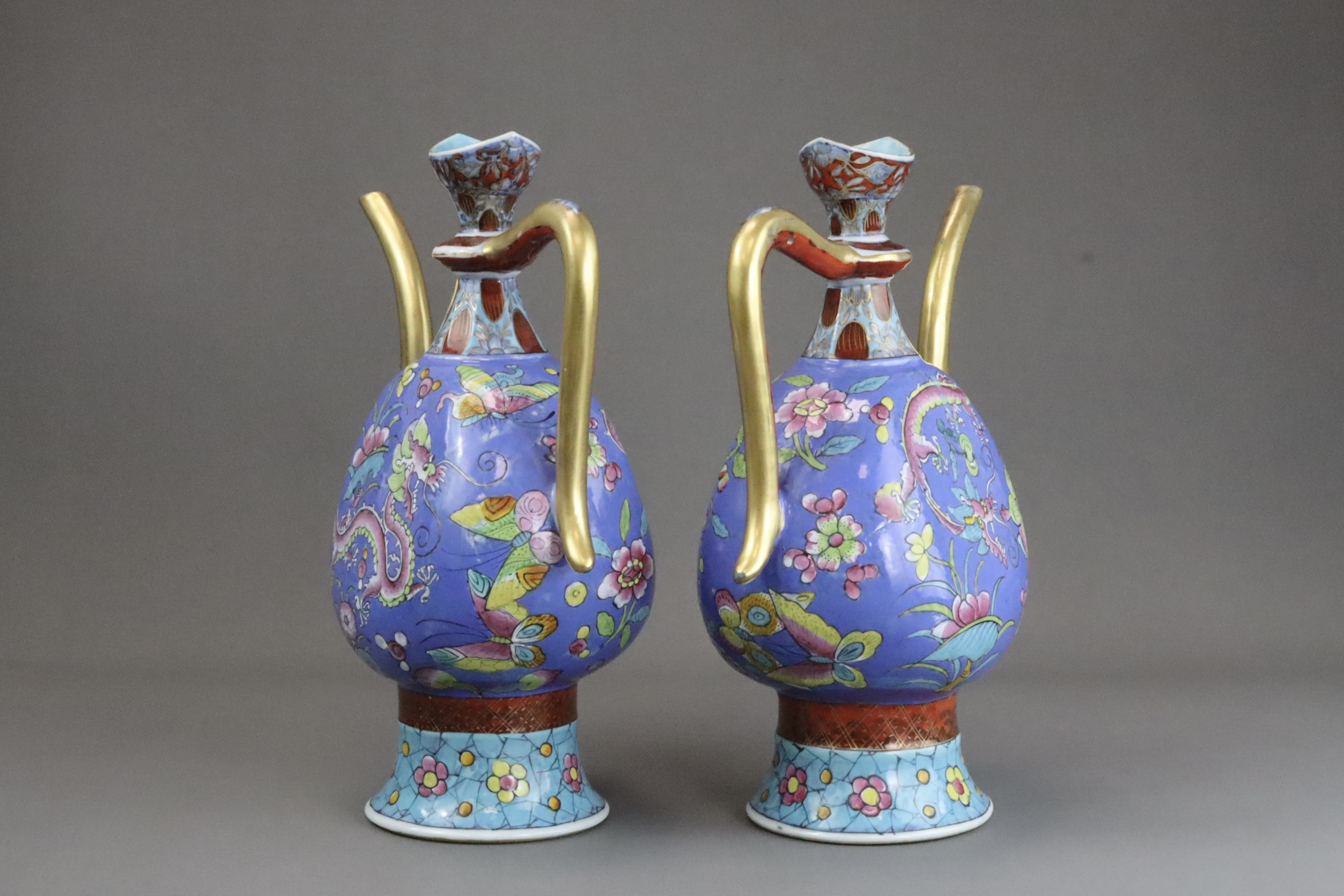 A Rare Pair of  European decorated Ewers , Kangxi - Image 8 of 11