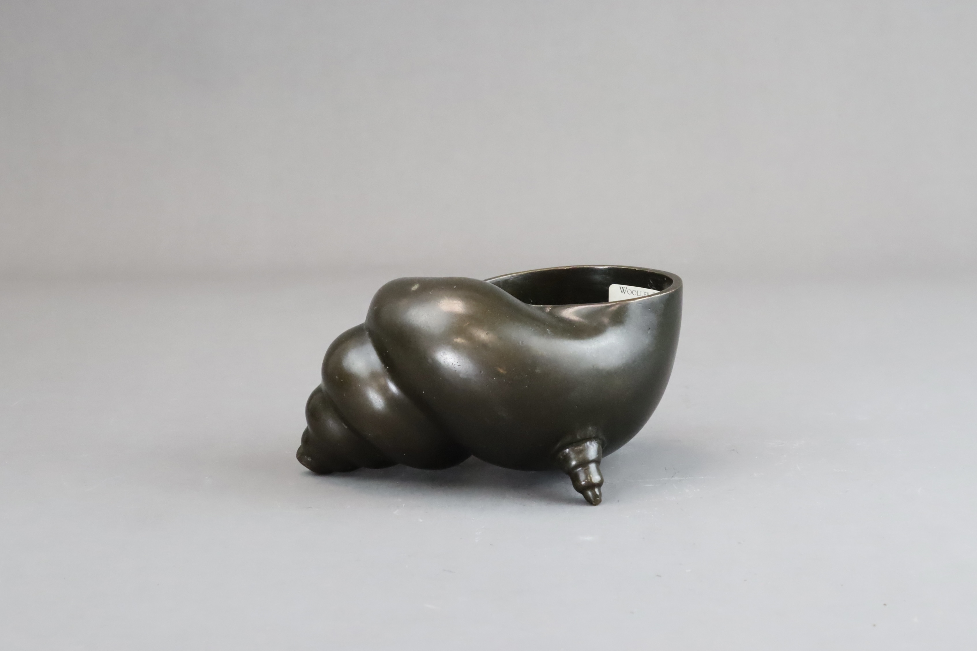 A Bronze Conch Waterpot, 19th century - Bild 4 aus 7