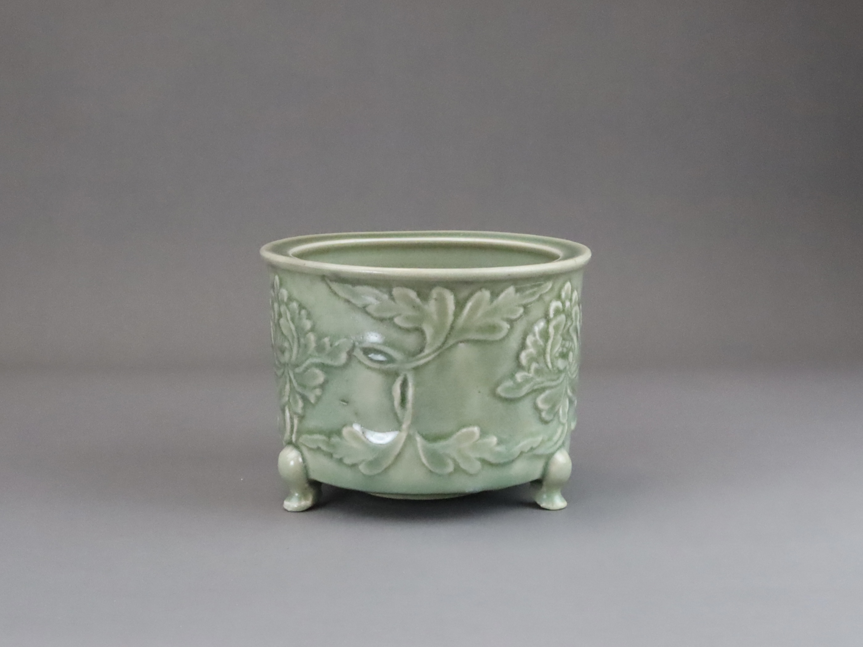 A Longquan Celadon Peony Tripod Censer, early Ming dynasty,  - Image 10 of 14