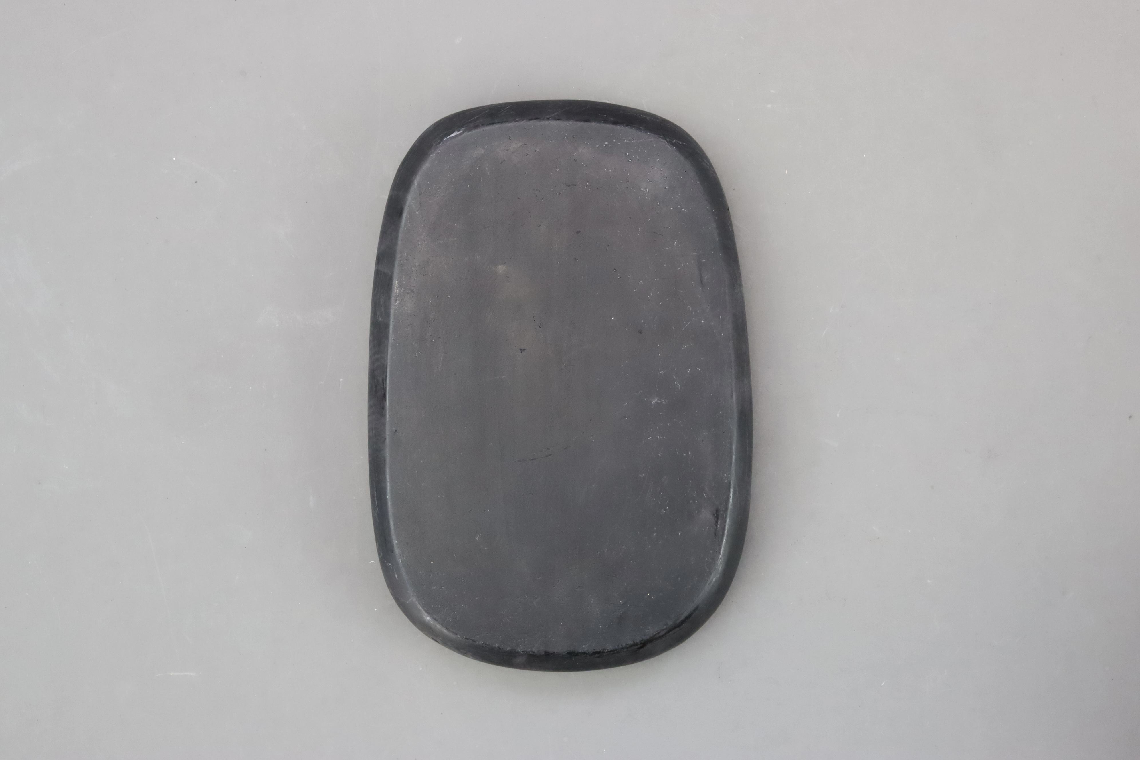 A Carved Oval Ink Stone with Hardwood Box, Qing dynasty - Image 6 of 6