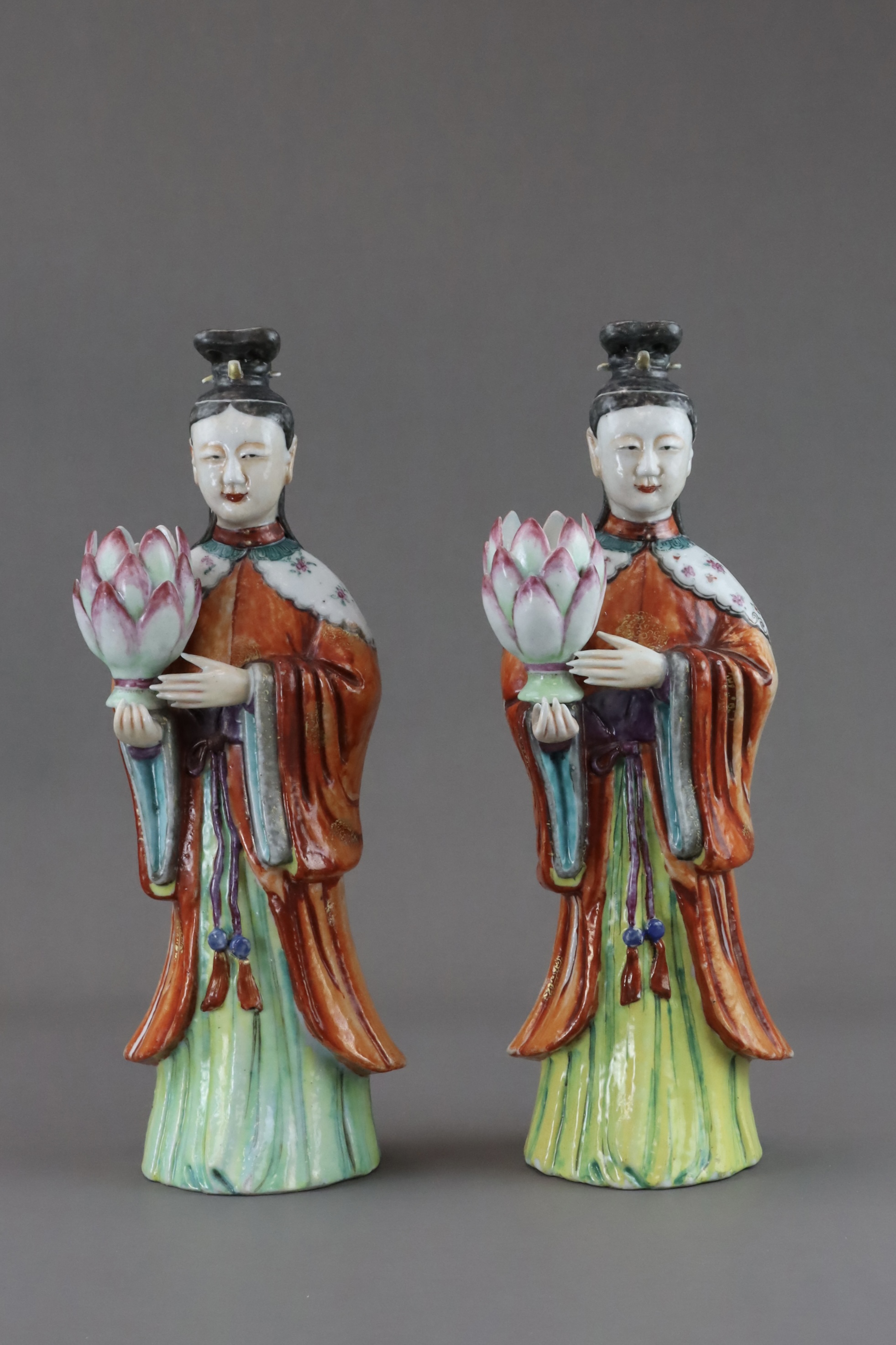 A Pair of 'famille rose' Ladies, Qianlong - Image 9 of 12