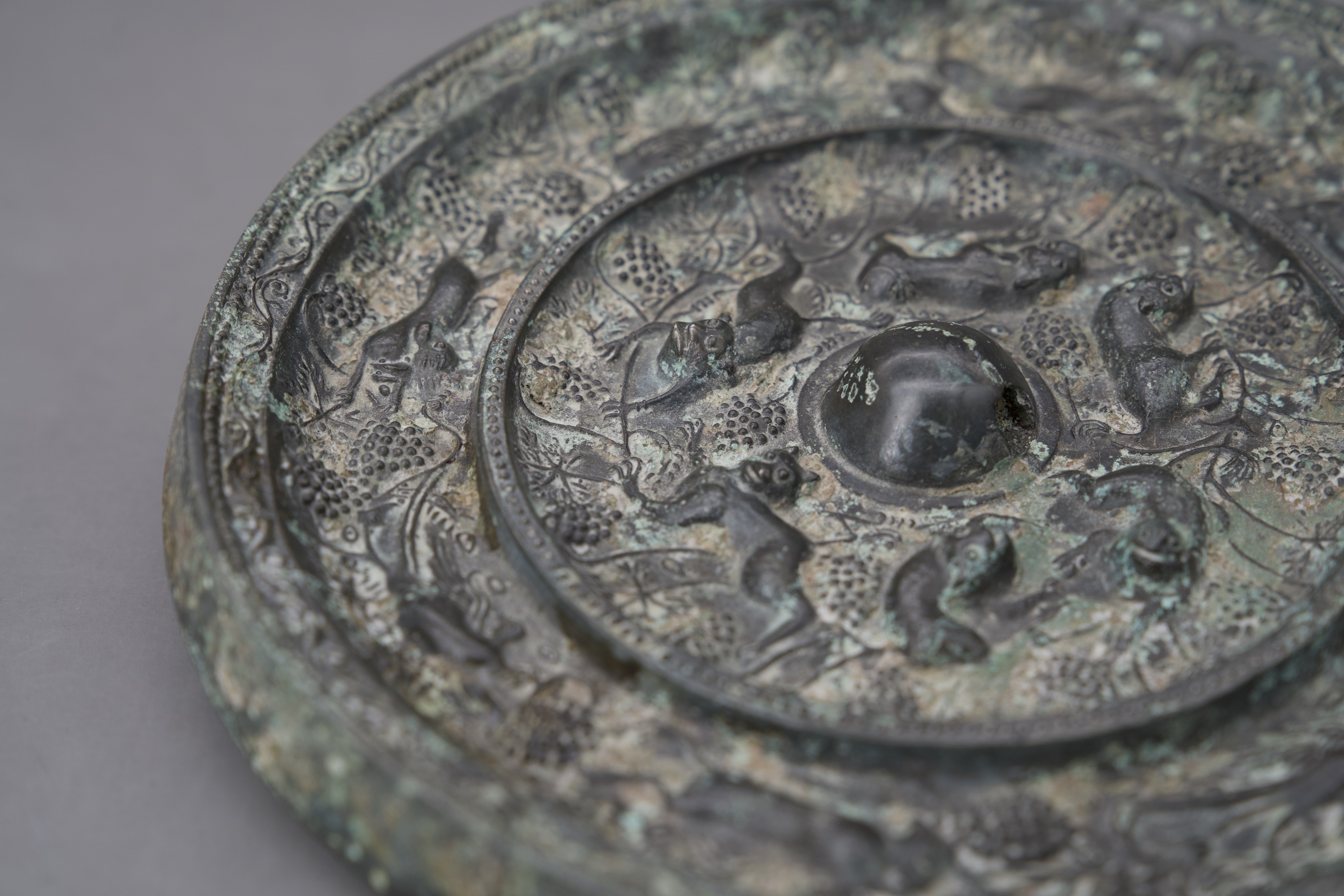 A Bronze 'lion and grapevine' Mirror,possibly Tang - Image 9 of 9