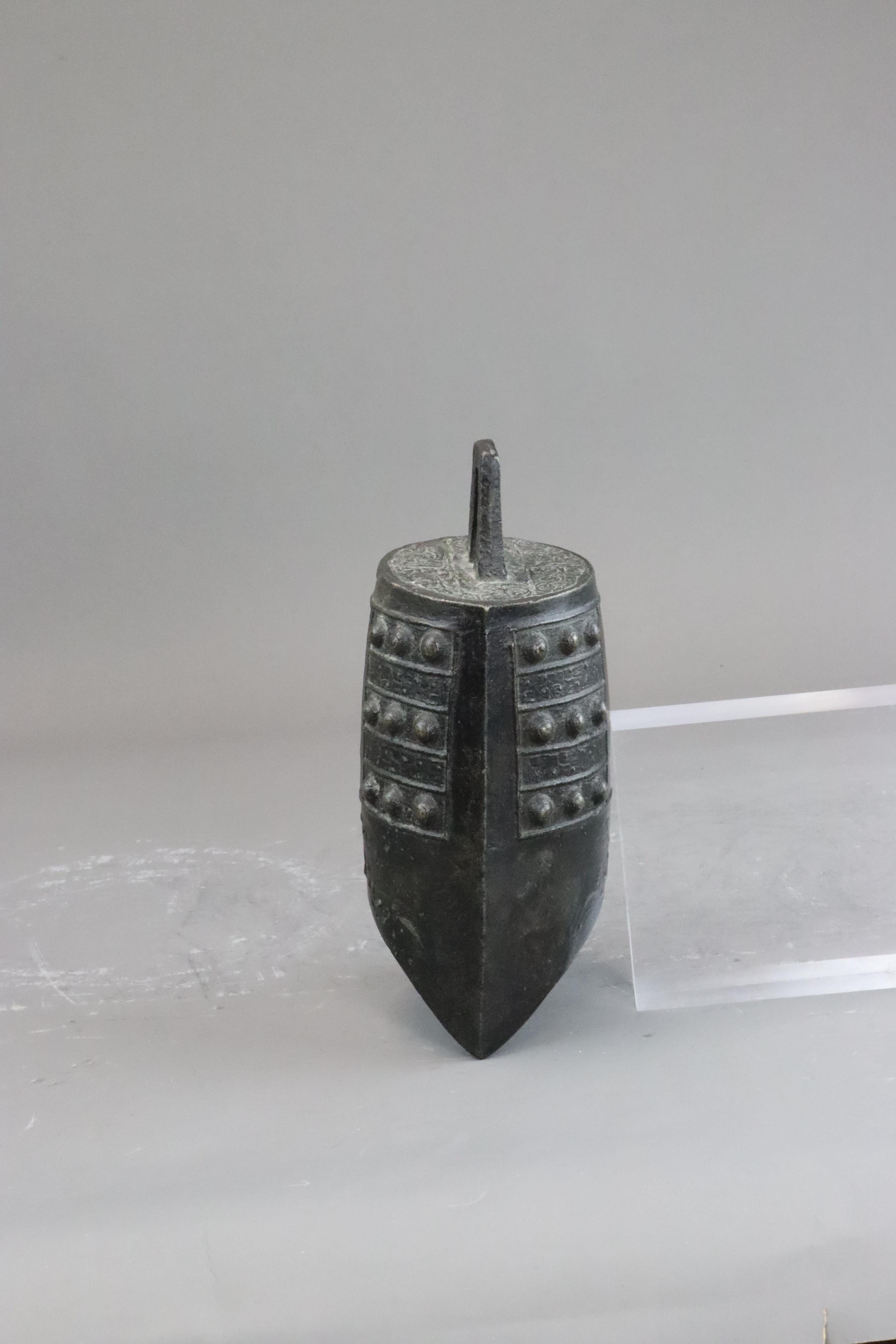 An Archaistic Bronze Bell, Ming dynasty or earlier - Image 5 of 7