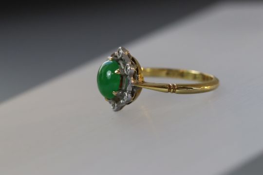 An attractive jadeite and diamond 18ct gold ring, circa 1950 - Image 6 of 13