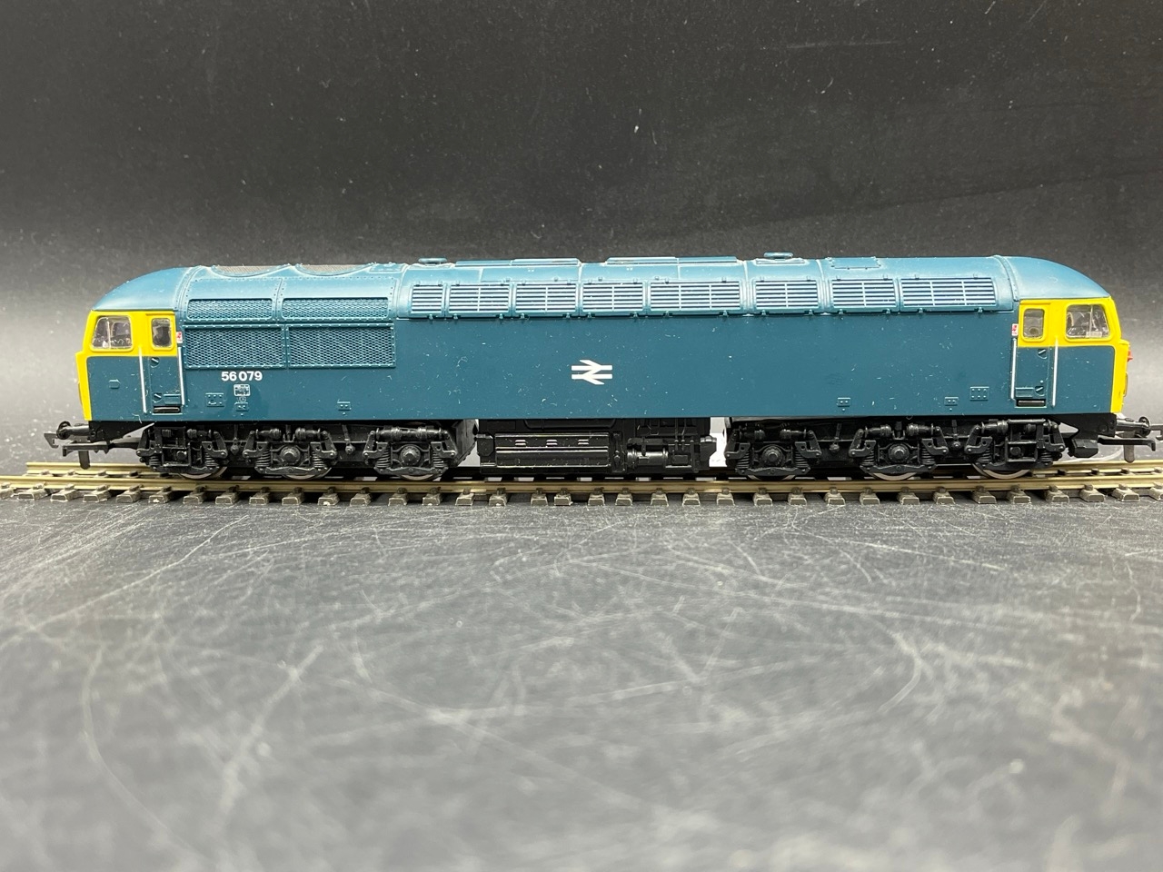 Three Mainline Boxed Diesel/Electric Locomotives Tested Runners (1500g) Mainline 37035 Class 56 Co- - Image 12 of 19