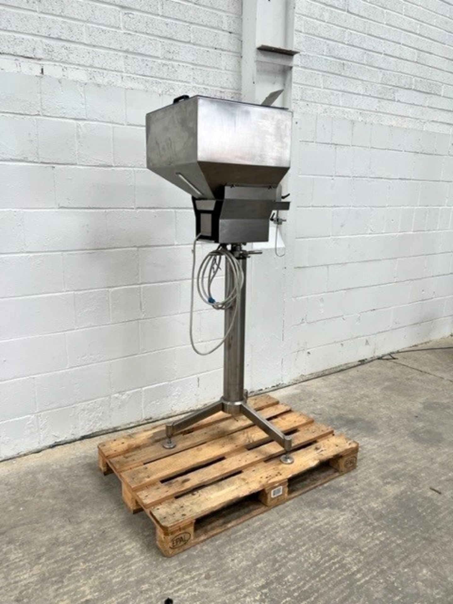 Stainless Steel Vibratory Feeder with Stand - Image 2 of 4