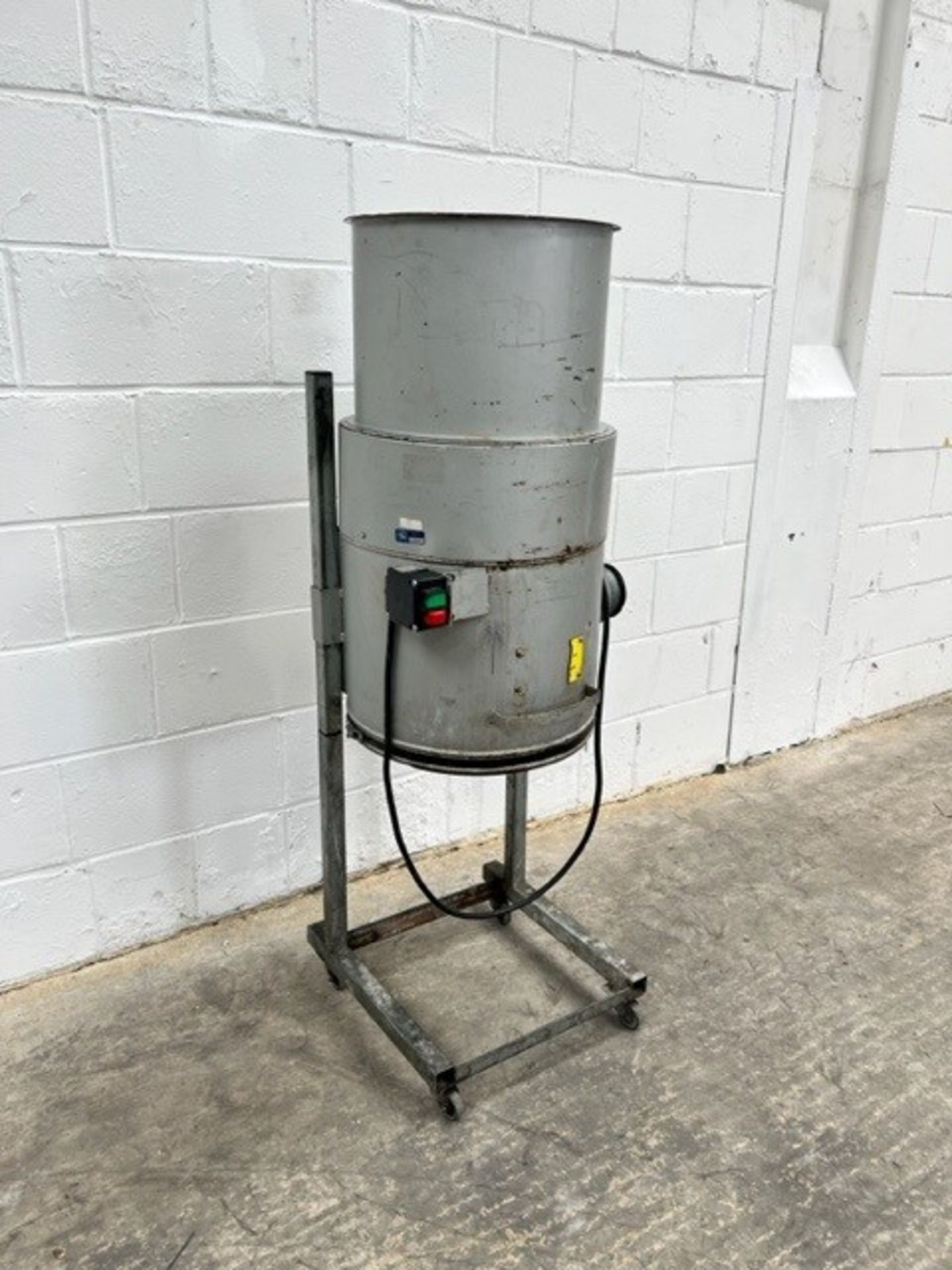 50 Litre Kettle with Stand - Image 2 of 4