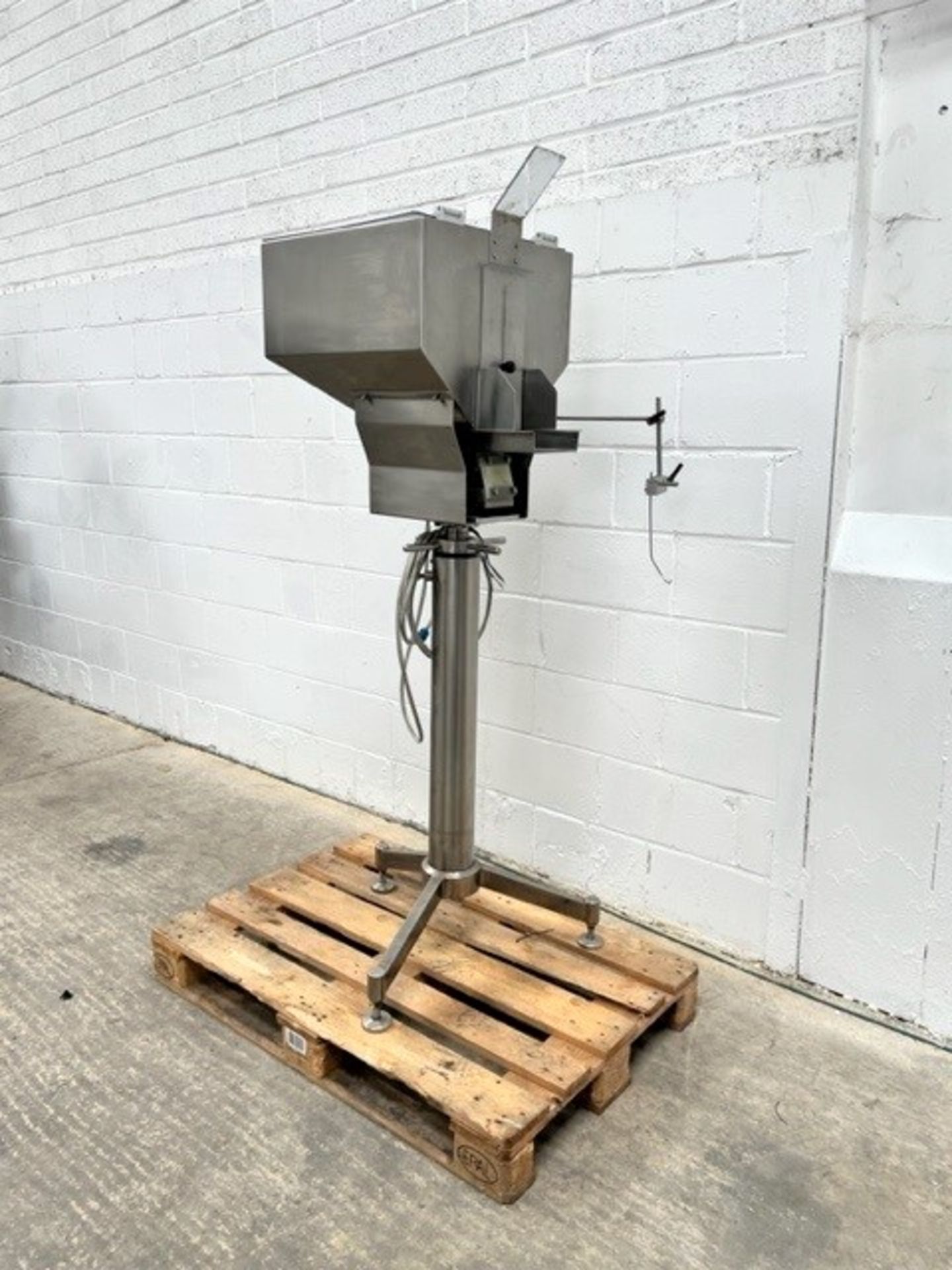 Stainless Steel Vibratory Feeder with Stand - Image 3 of 4