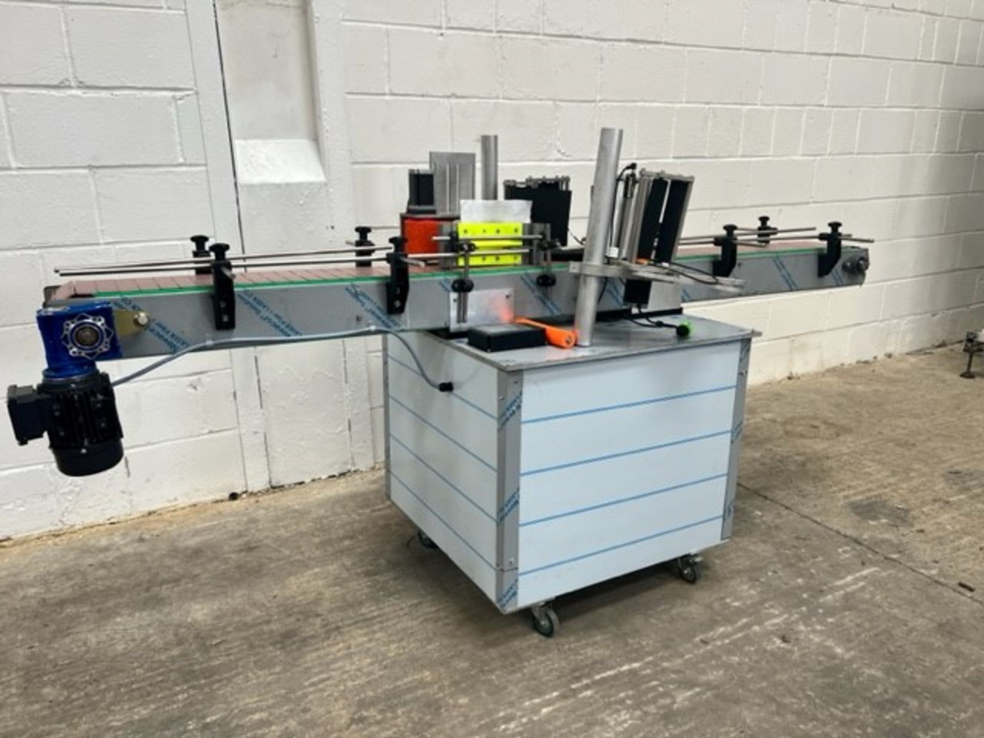 Bespoke Construction Automatic Front & Back Labeller - Image 2 of 10