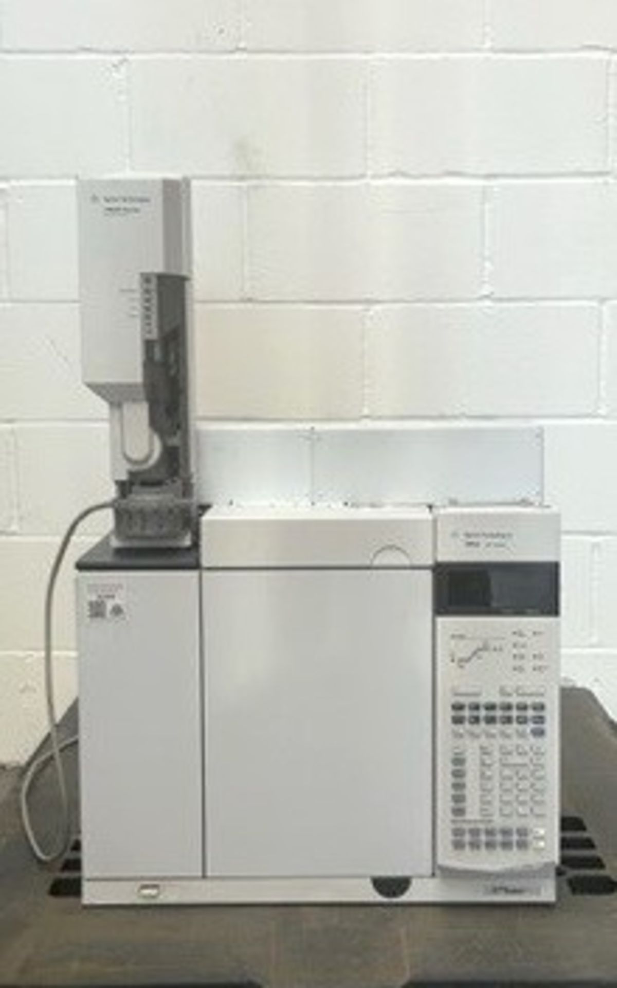 Agilent 7890A GC System with 7683B Series Injector