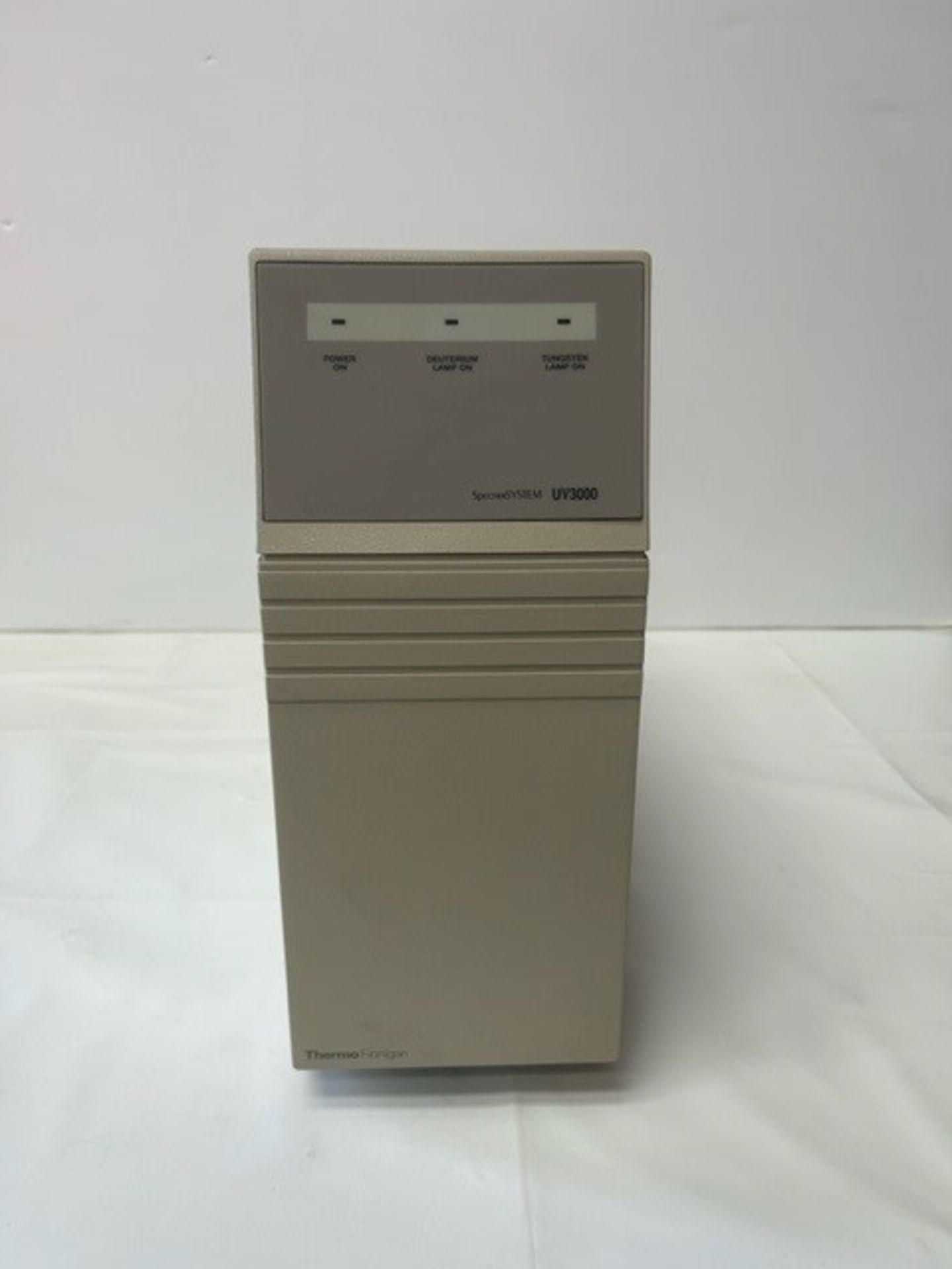 Thermo Spectrum UV300