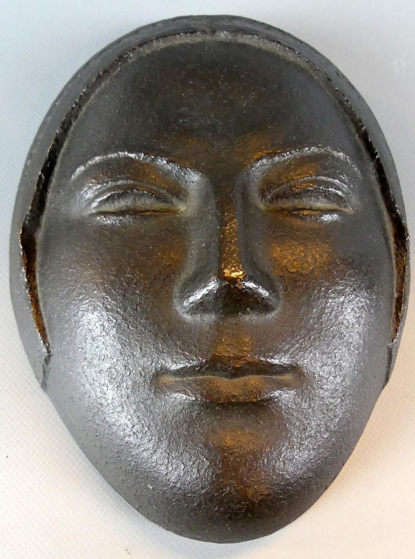 Maske wohl von BERNHARD HOETGER (1874-1949), Bronze, monogr. H.,