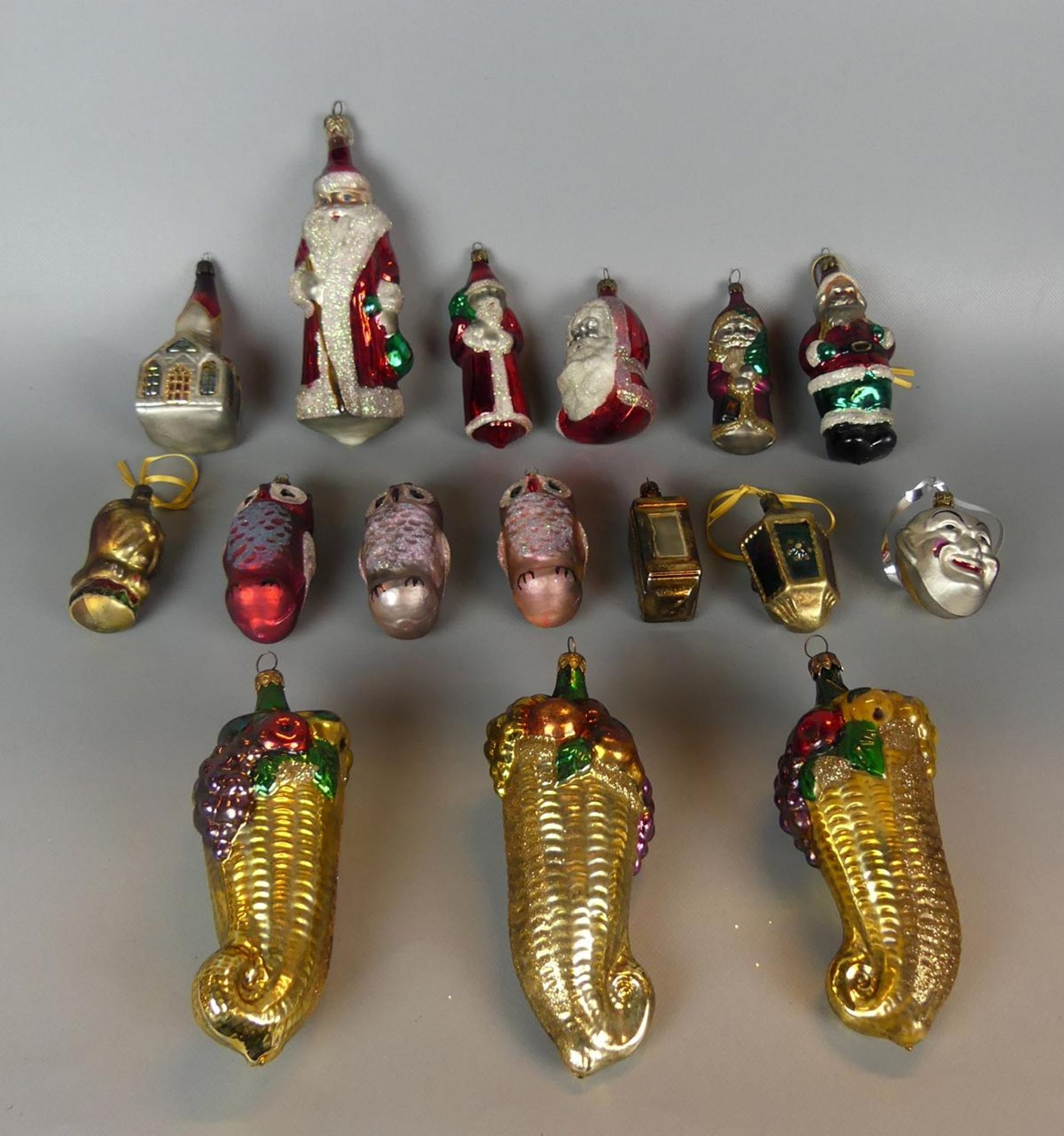 Konvolut Weihnachtschmuck, alte Figuren, Glas