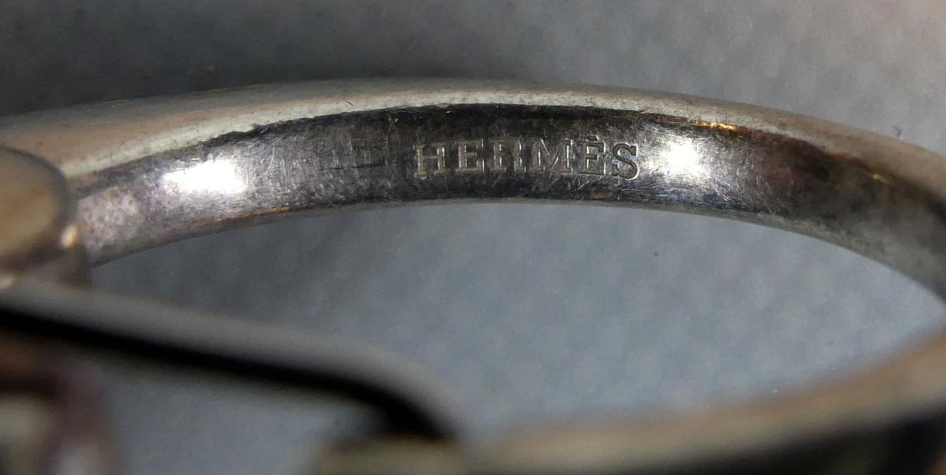 HERMÈS, Frankreich, Schlüsselanhänger Pferdekopf, 925er Silber, - Bild 2 aus 2