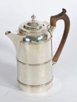 A GOOD QUALITY VICTORIAN SILVER COFFEE BIGGIN, CHARLES STUART HARRIS, LONDON 1895, 18.9OZ 19CM HIGH.
