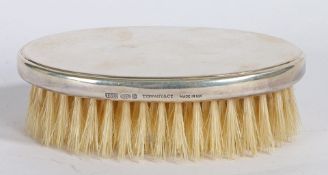 TIFFANY SILVER HAND CLOTHES BRUSH, 20TH CENTURY, STAMPED, 12.5CM LONG.