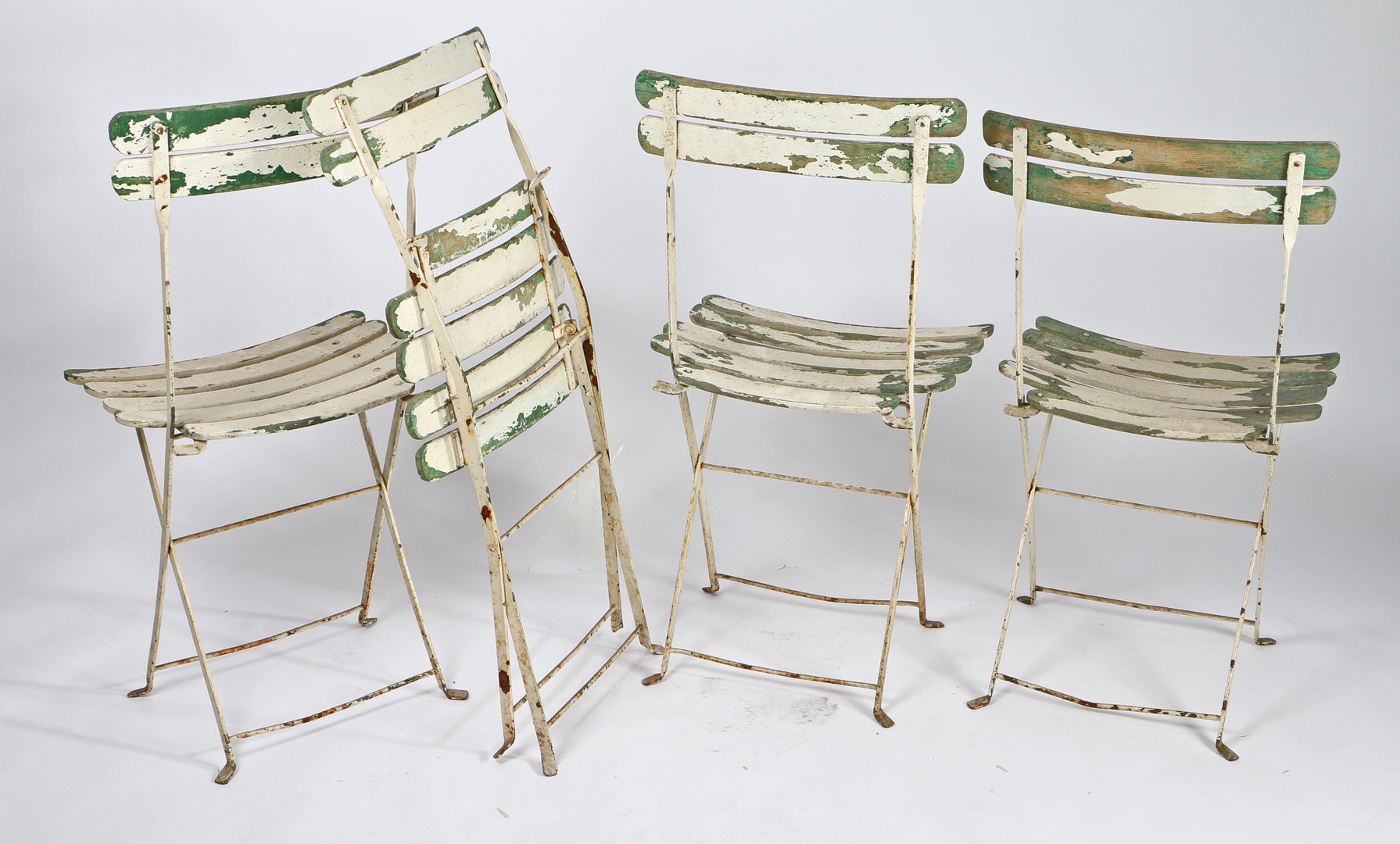 FOUR FRENCH FOLDING PATIO CHAIRS. - Image 2 of 3