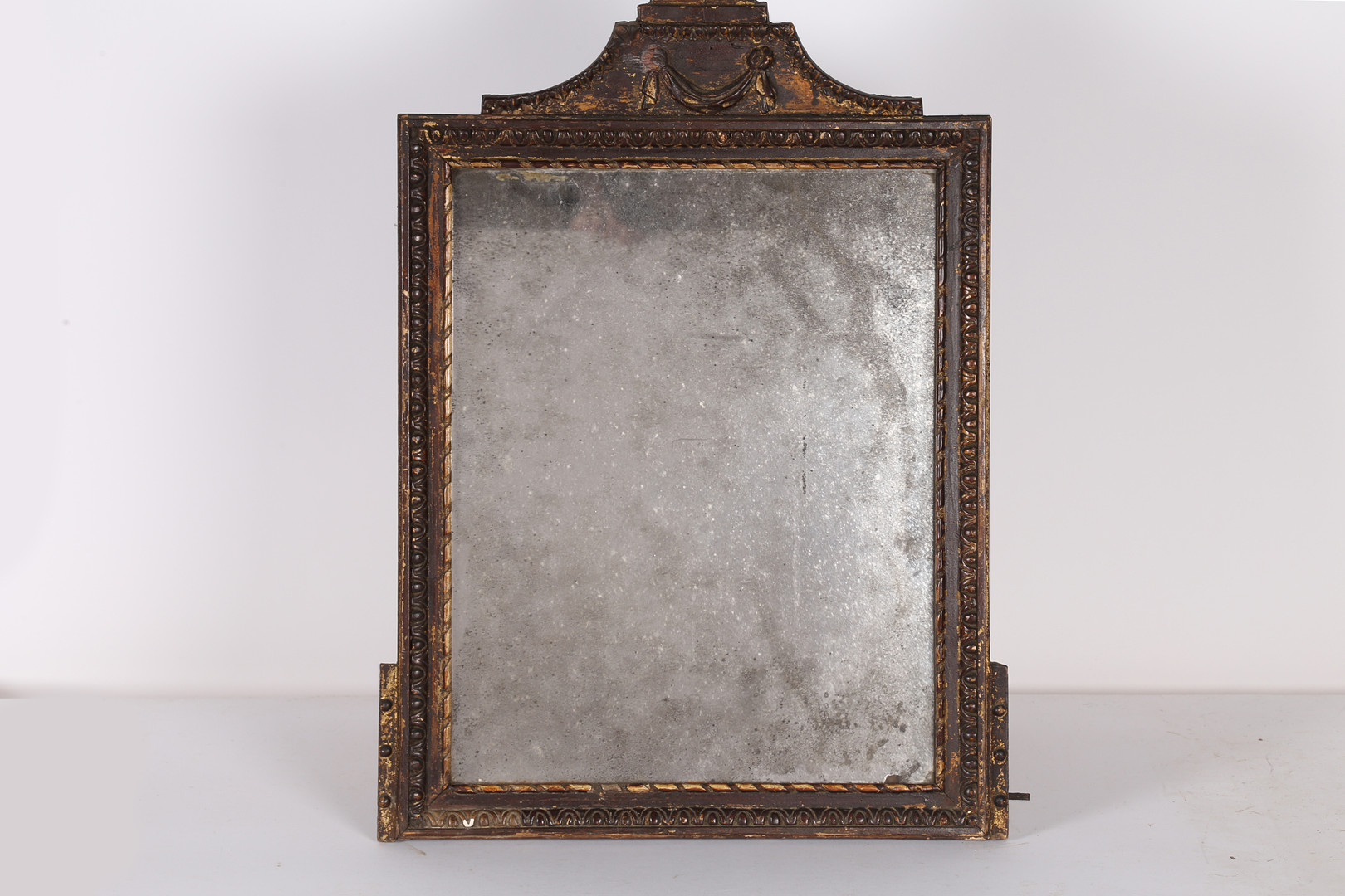 A 19TH CENTURY FRENCH WALL MIRROR. - Image 2 of 4