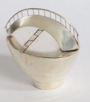 AN UNUSUAL MODERNISTIC MUSTARD POT WITH DRAWBRIDGE LOCKING MECHANISM. MAKER RJA, LONDON 1993.