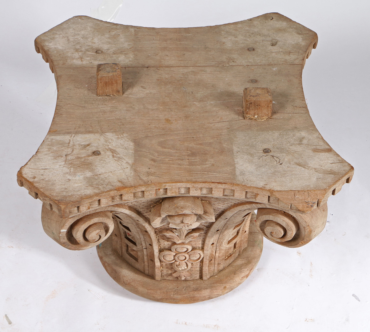 A CARVED OAK IONIC COLUMN CAPITAL. - Image 2 of 3