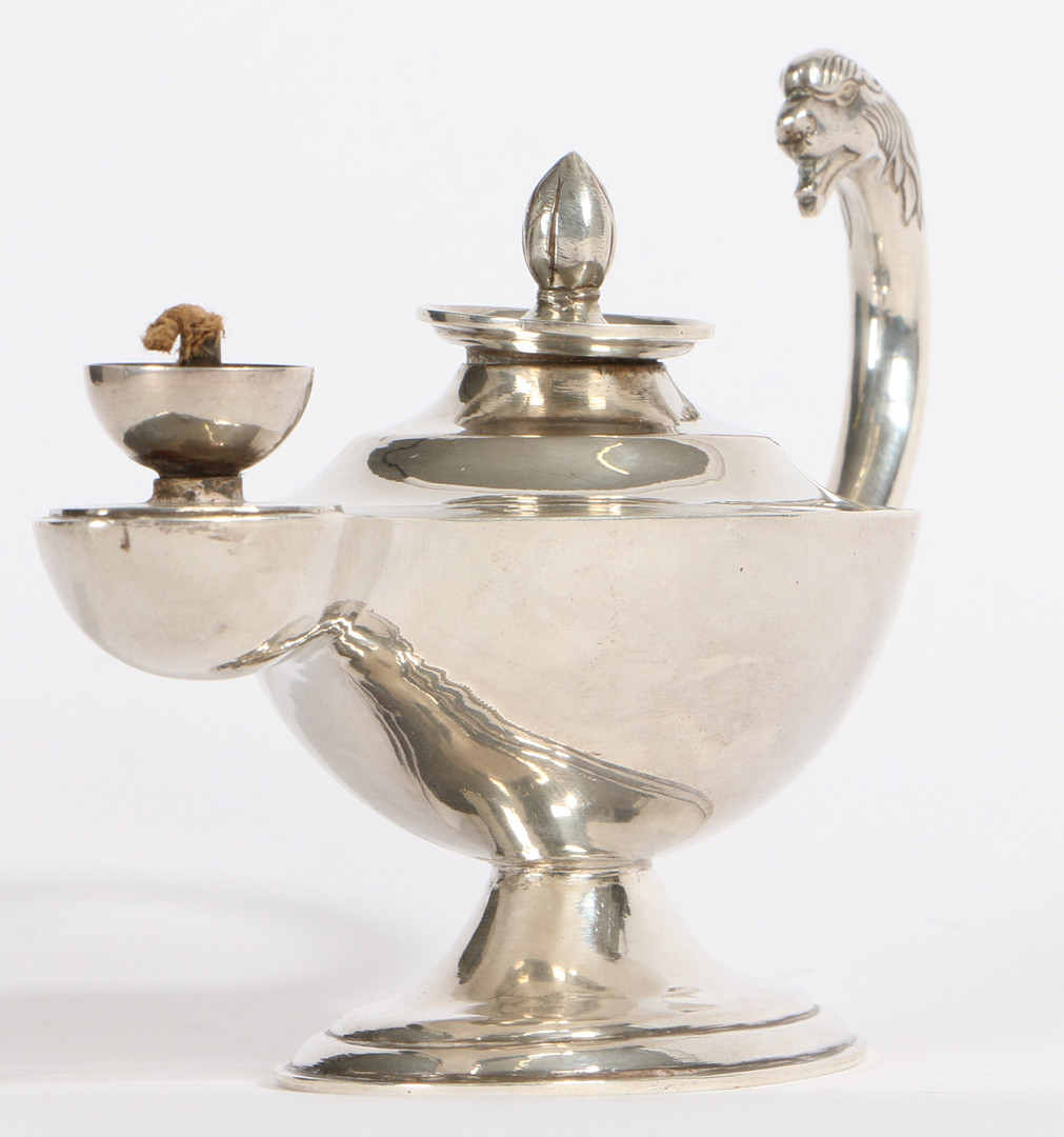 AN EARLY 20TH CENTURY AMERICAN HANDMADE SILVER ALADDIN'S LAMP TABLE LIGHTER C.1920.