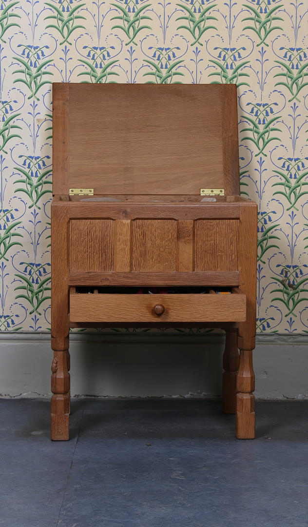 A ROBERT "MOUSEMAN" THOMPSON SEWING TABLE. - Image 3 of 6
