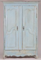 A 19TH CENTURY FRENCH ARMOIRE.