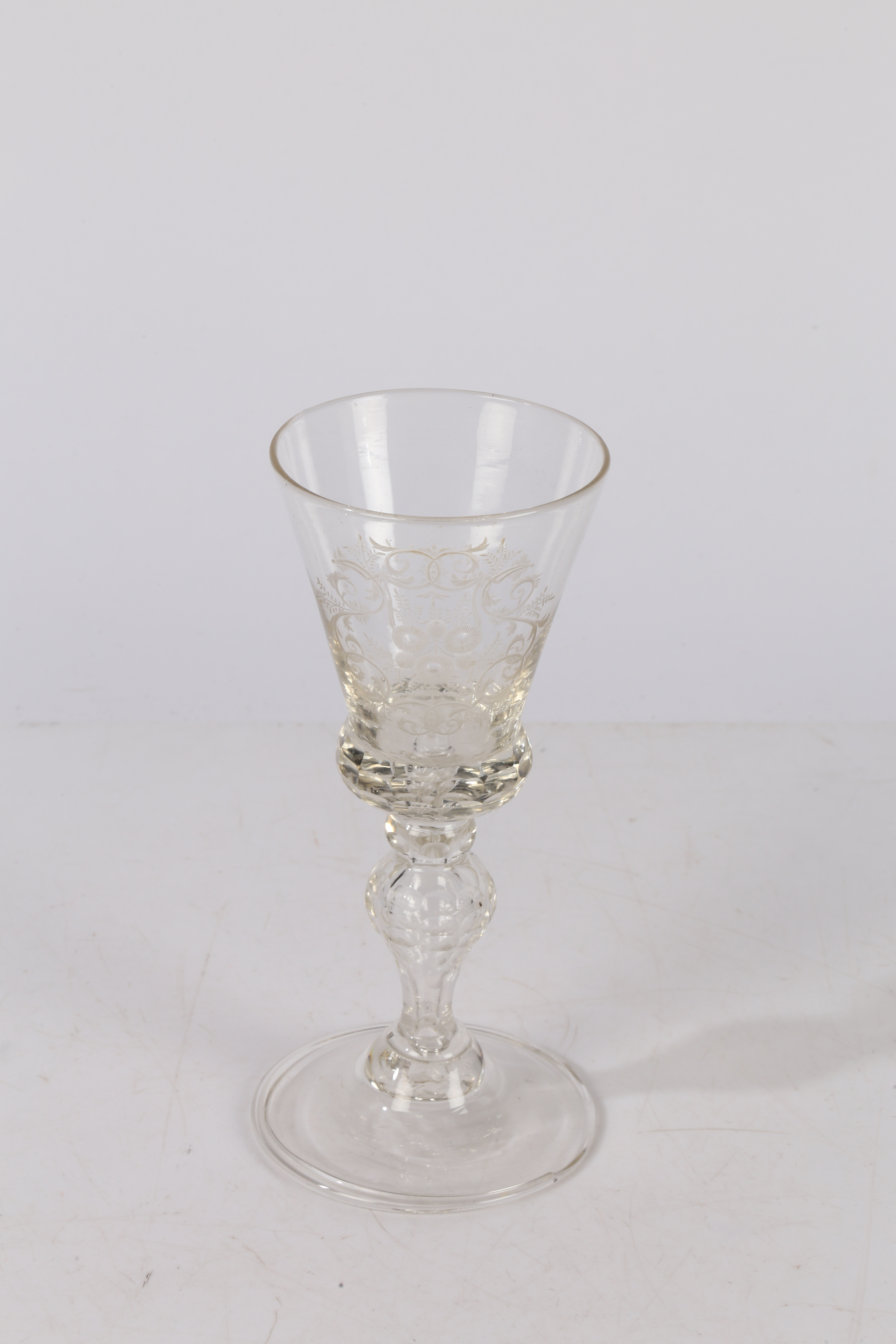 AN EARLY TO MID 18TH CENTURY BOHEMIAN GOBLET OF LARGE FORM. - Image 3 of 4