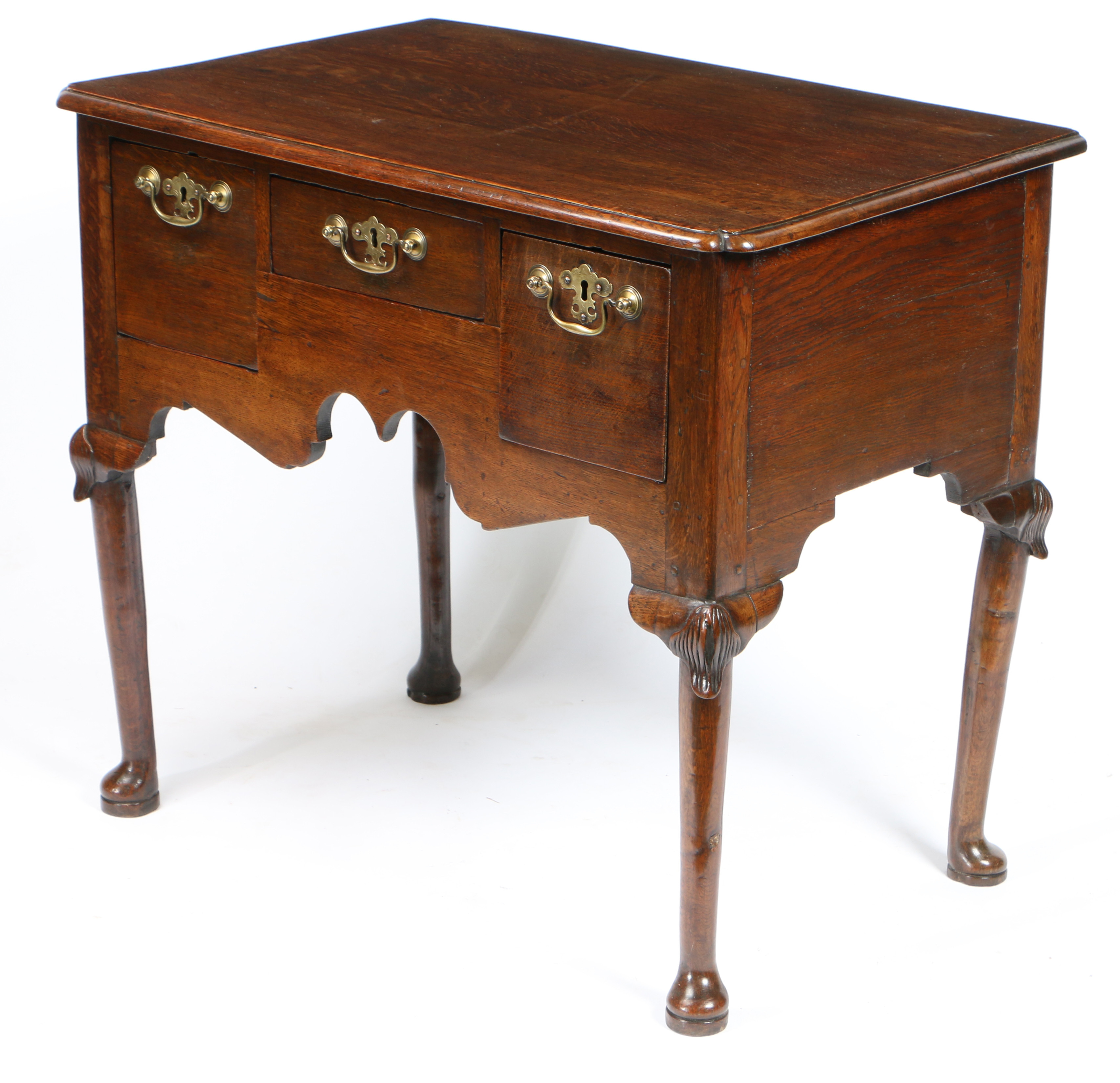 A GEORGE III OAK LOWBOY. - Image 2 of 3