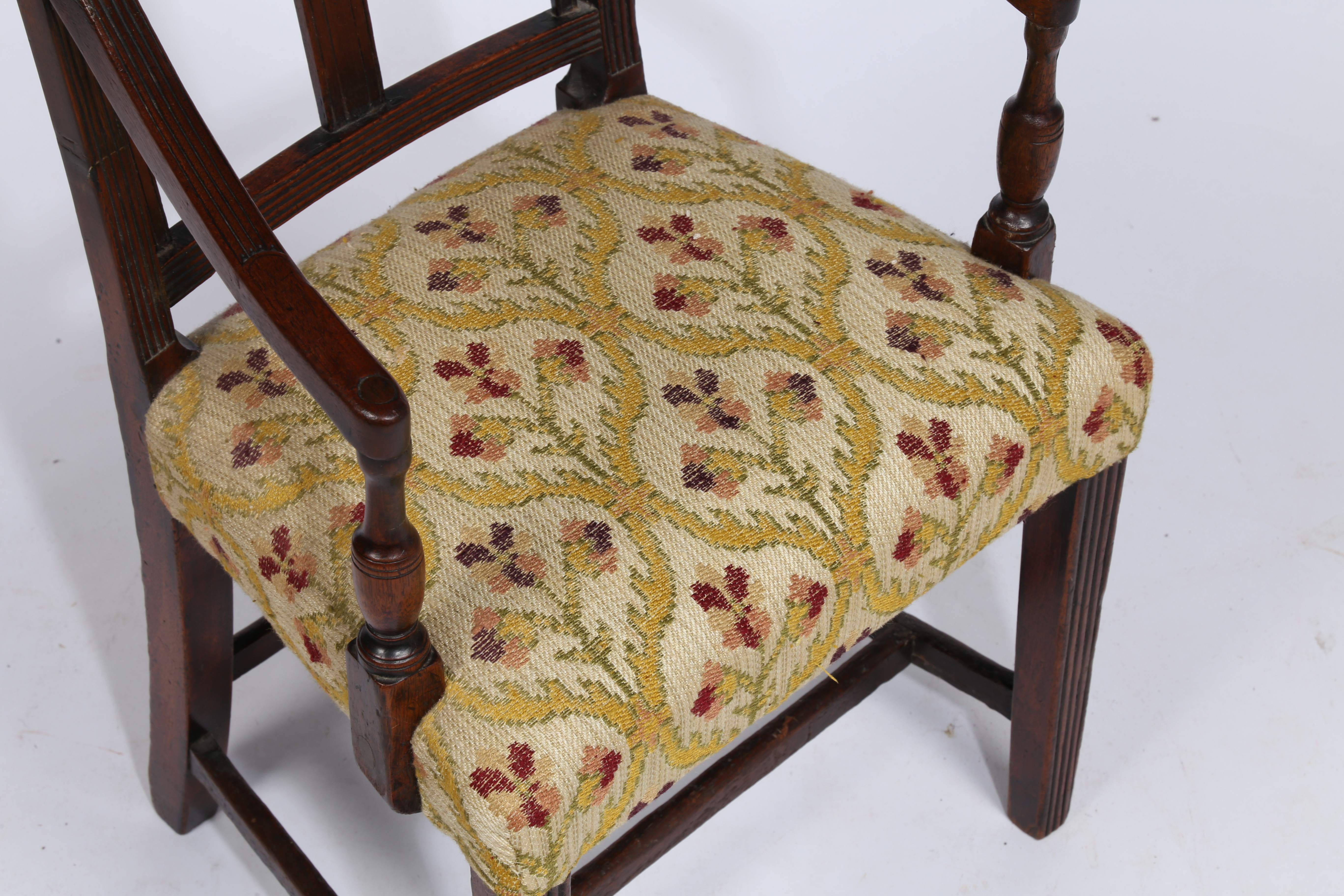 A REGENCY MAHOGANY CHILDS ARMCHAIR. - Image 6 of 6