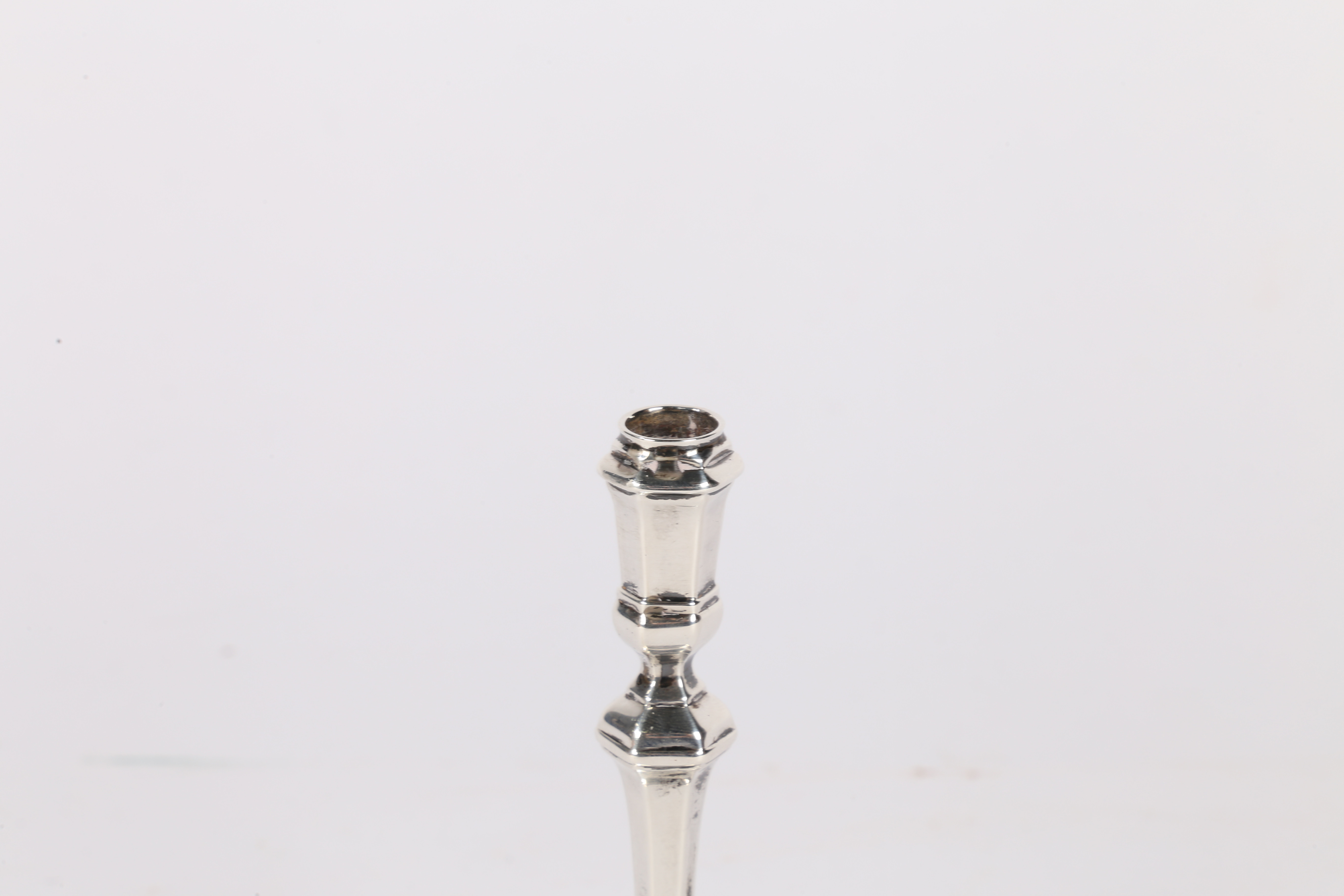 A GEORGE I SILVER TAPERSTICK. - Image 2 of 5