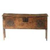 A LATE 17TH CENTURY OAK BOARDED COFFER.