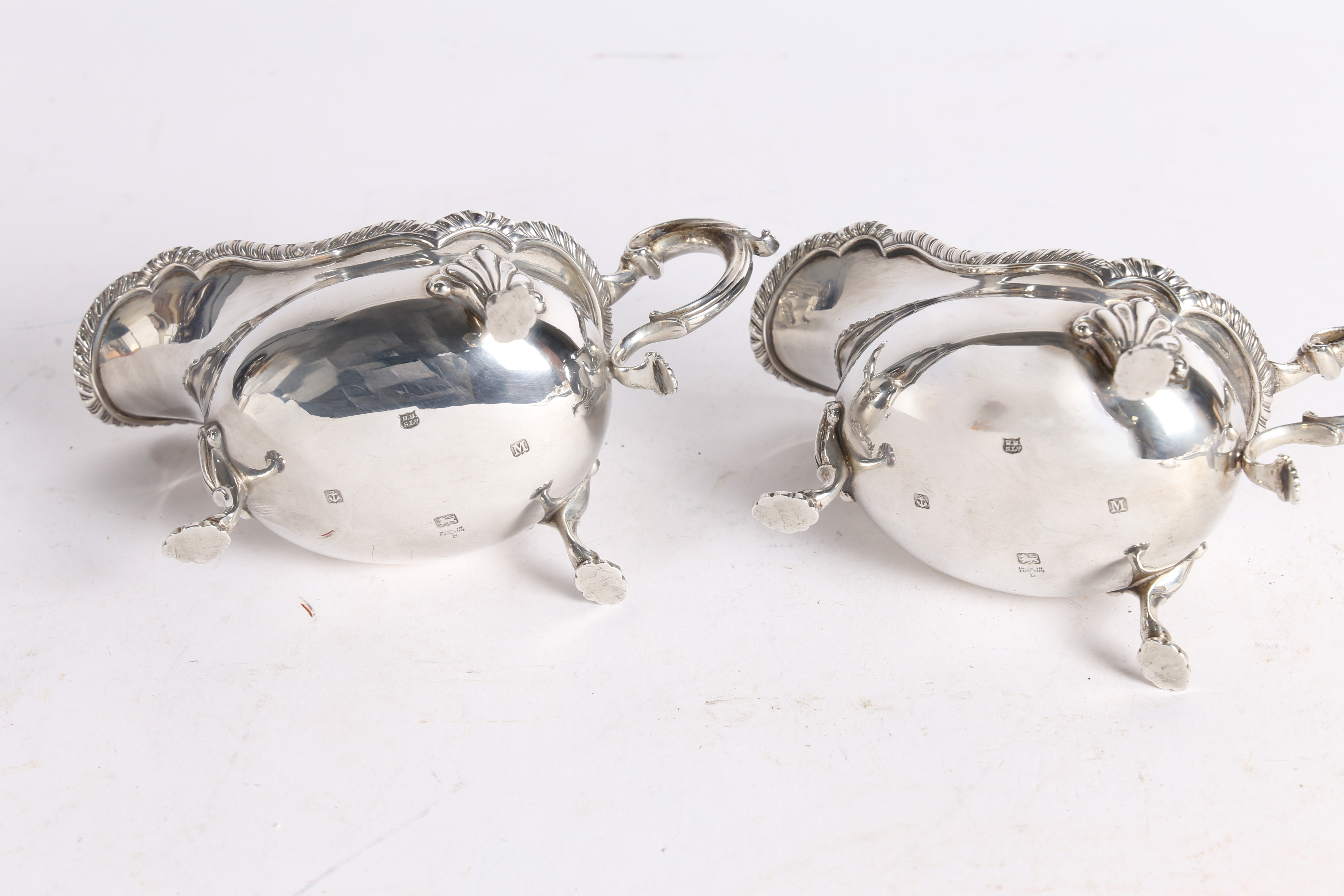 A PAIR OF GEORGE V SILVER SAUCE BOATS. - Image 8 of 8