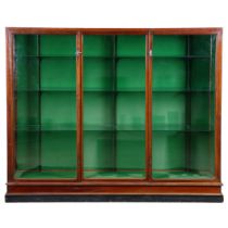 A VICTORIAN MAHOGANY SHOP DISPLAY CABINET.