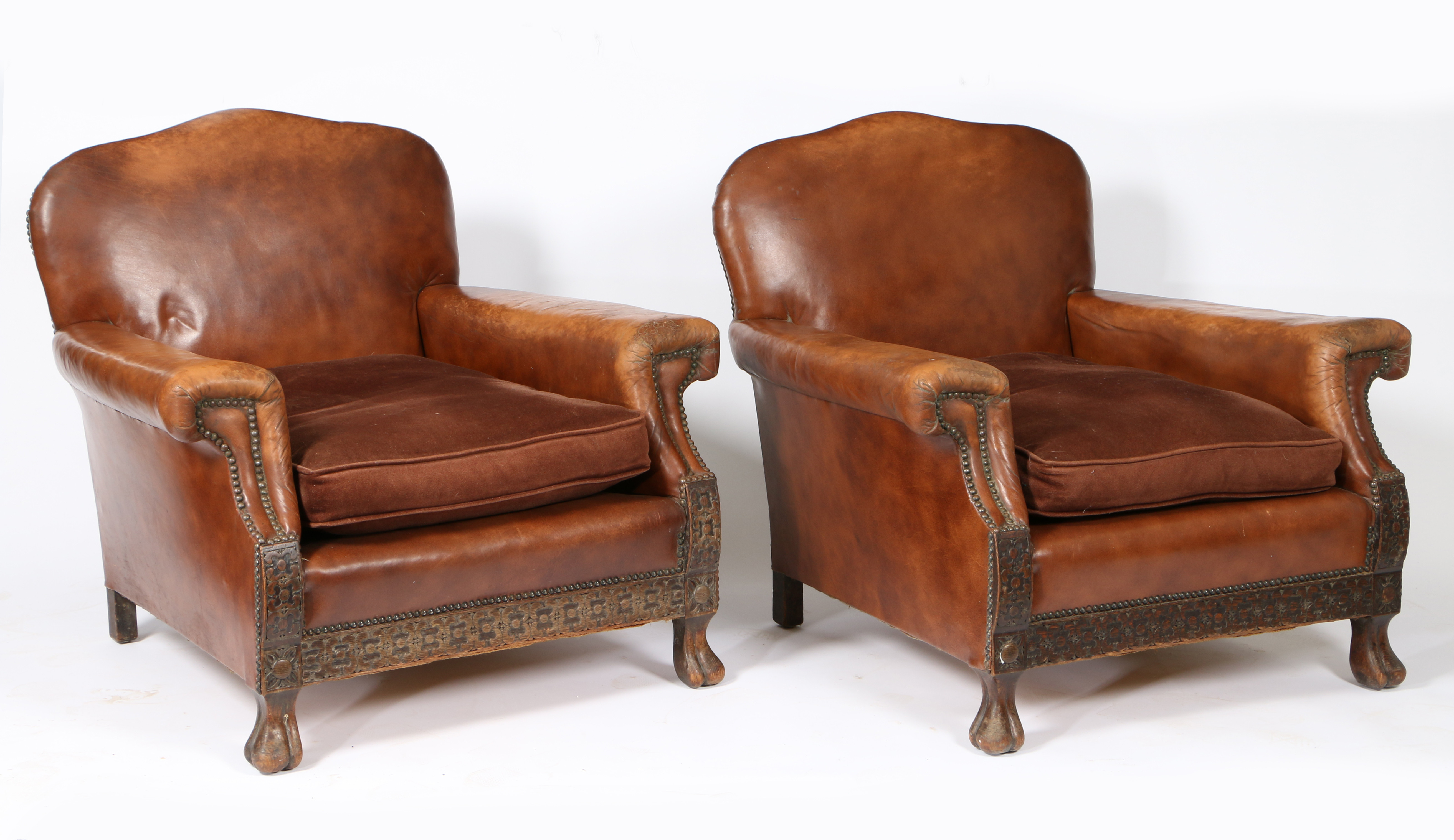 A PAIR OF LEATHER DEEP SEATED ARMCHAIRS. - Image 2 of 2