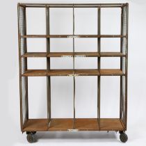 AN EARLY 20TH CENTURY LAUNDRY RACK.